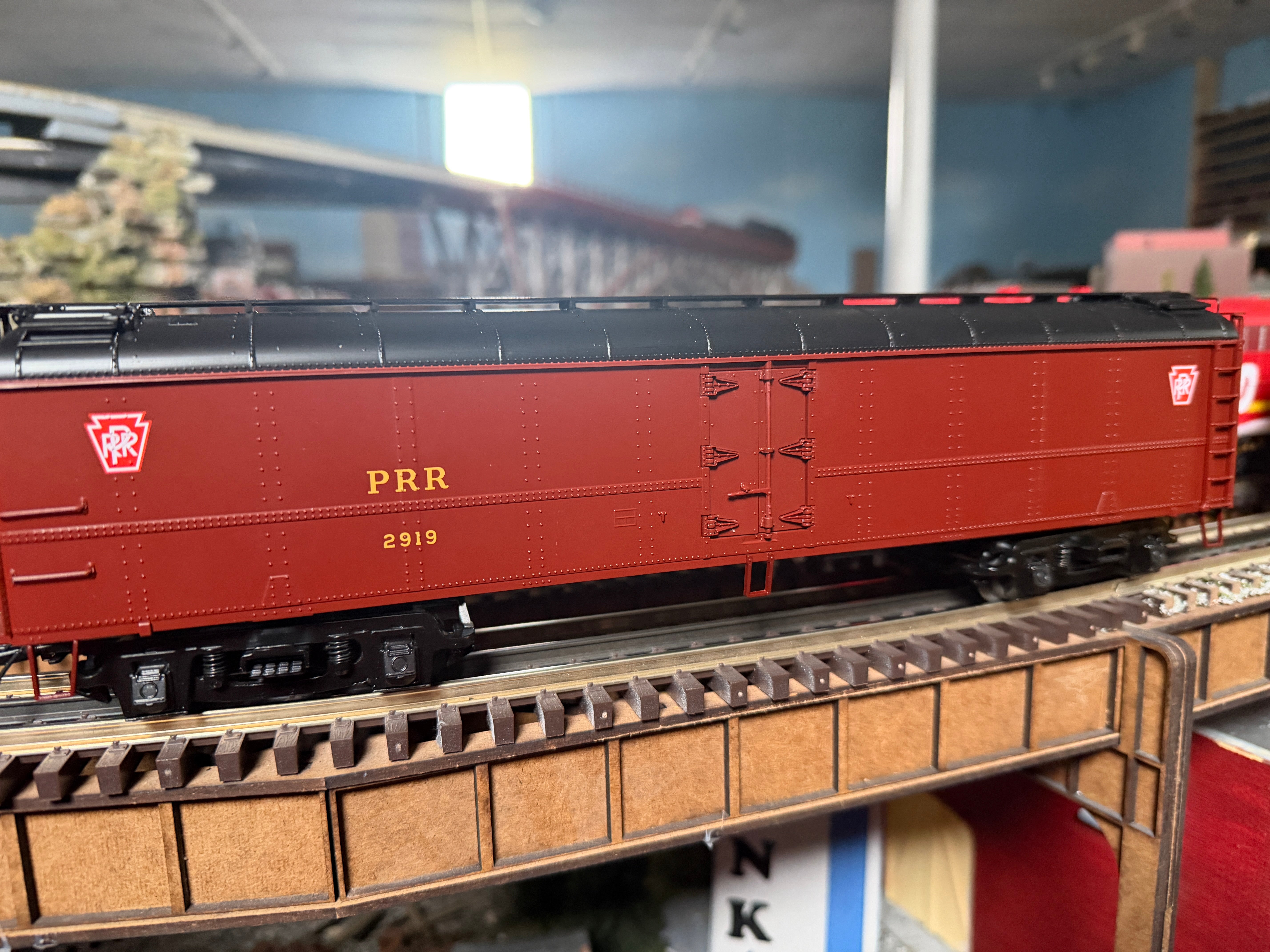 MTH 20-94770 - R50B Express Reefer Car "Pennsylvania" #2919 w/ Herald (Tuscan) - Custom Run for MrMuffin'sTrains - MrMuffin'sTrains