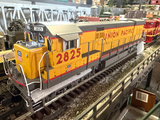 Atlas O 30138509 - Premier - U30C Diesel Locomotive "Union Pacific" #2952