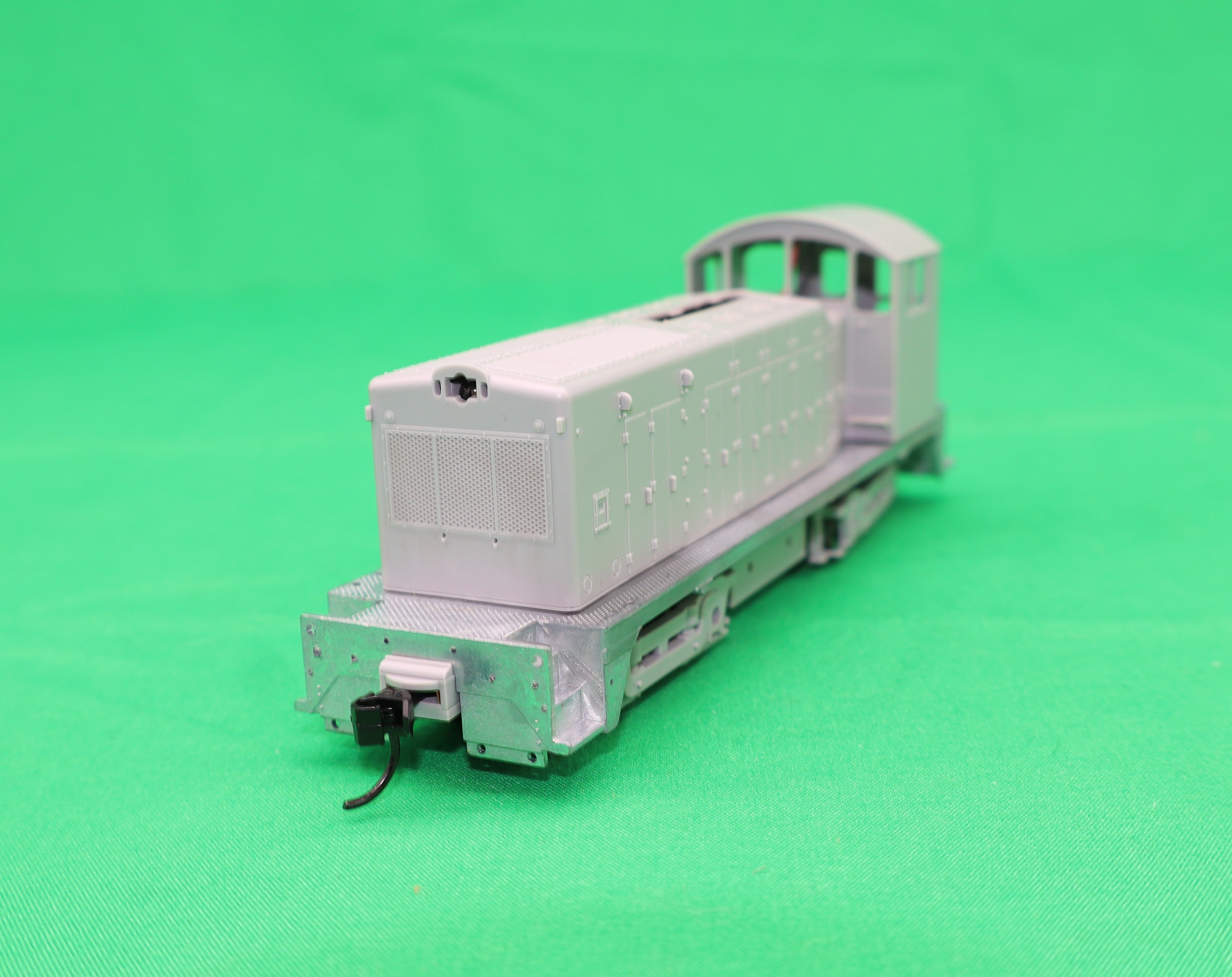 Walthers HO 920-50500 - Proto - EMD NW2 Diesel Locomotive "Undecorated"  (Standard DC)