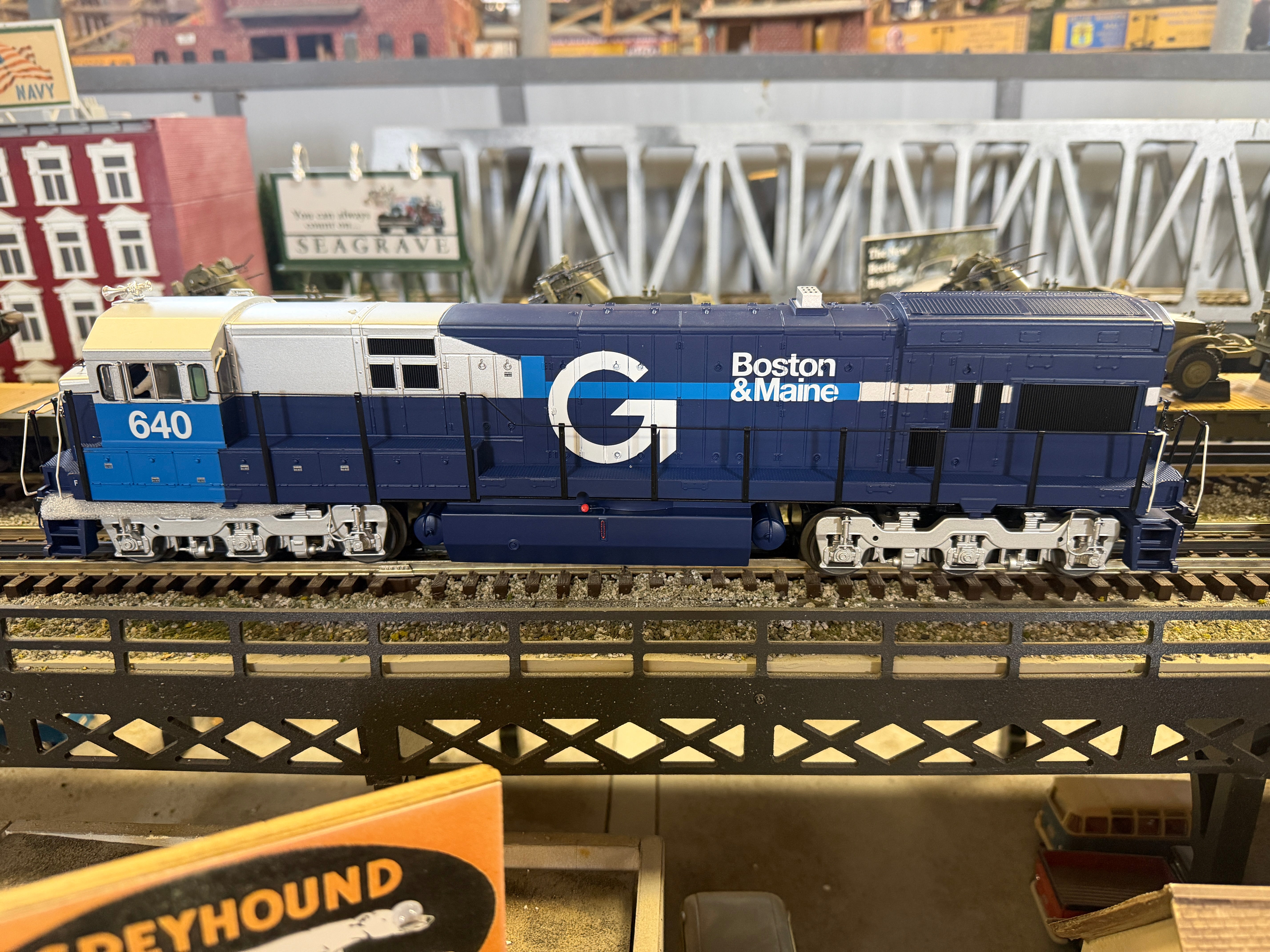 Atlas O 30138502 - Premier - U30C Diesel Locomotive "Guilford" #640 (ex Detroit Edison)