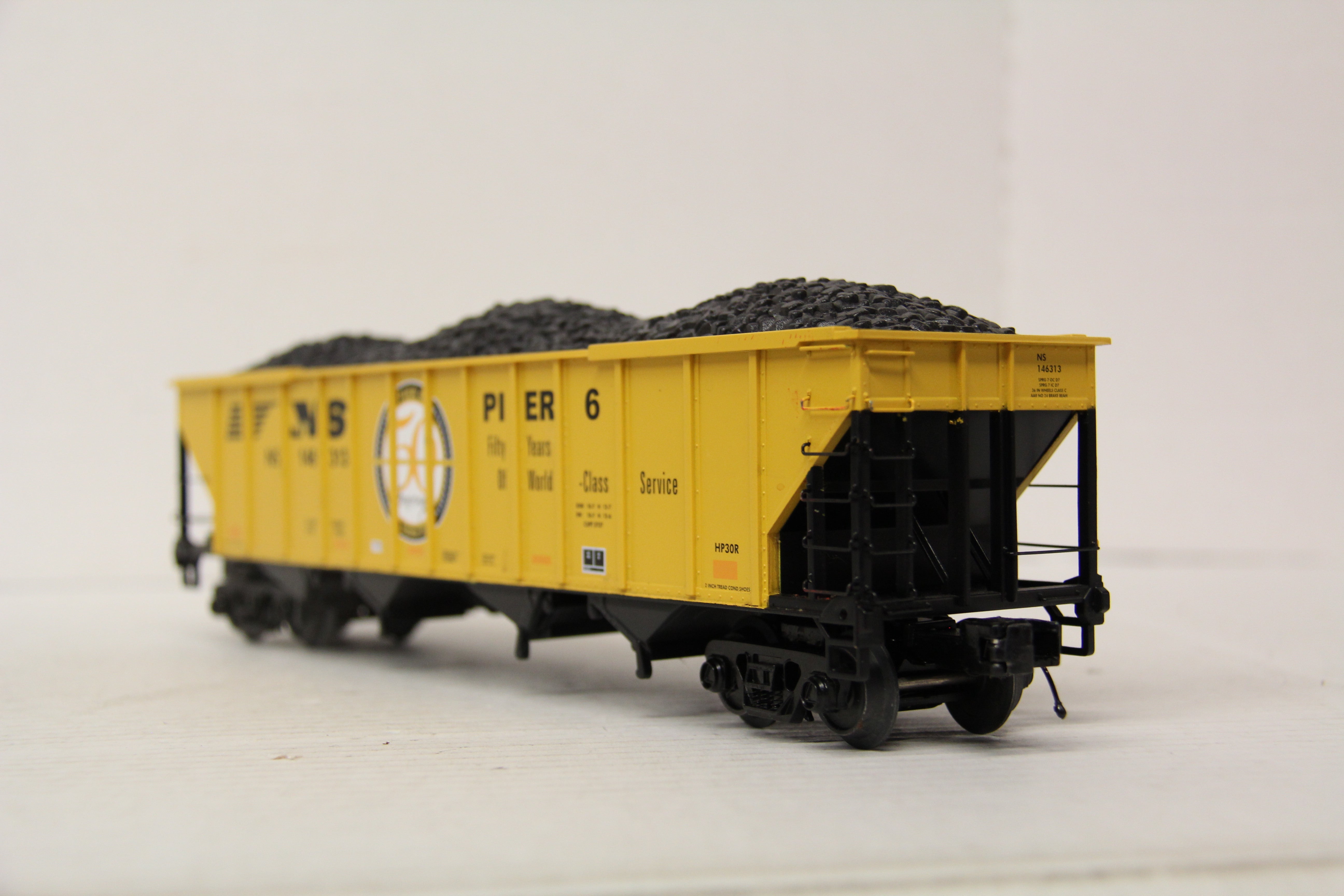 MTH 20-97841 Norfolk Southern 4 Bay Hopper Car-Second hand-M6739