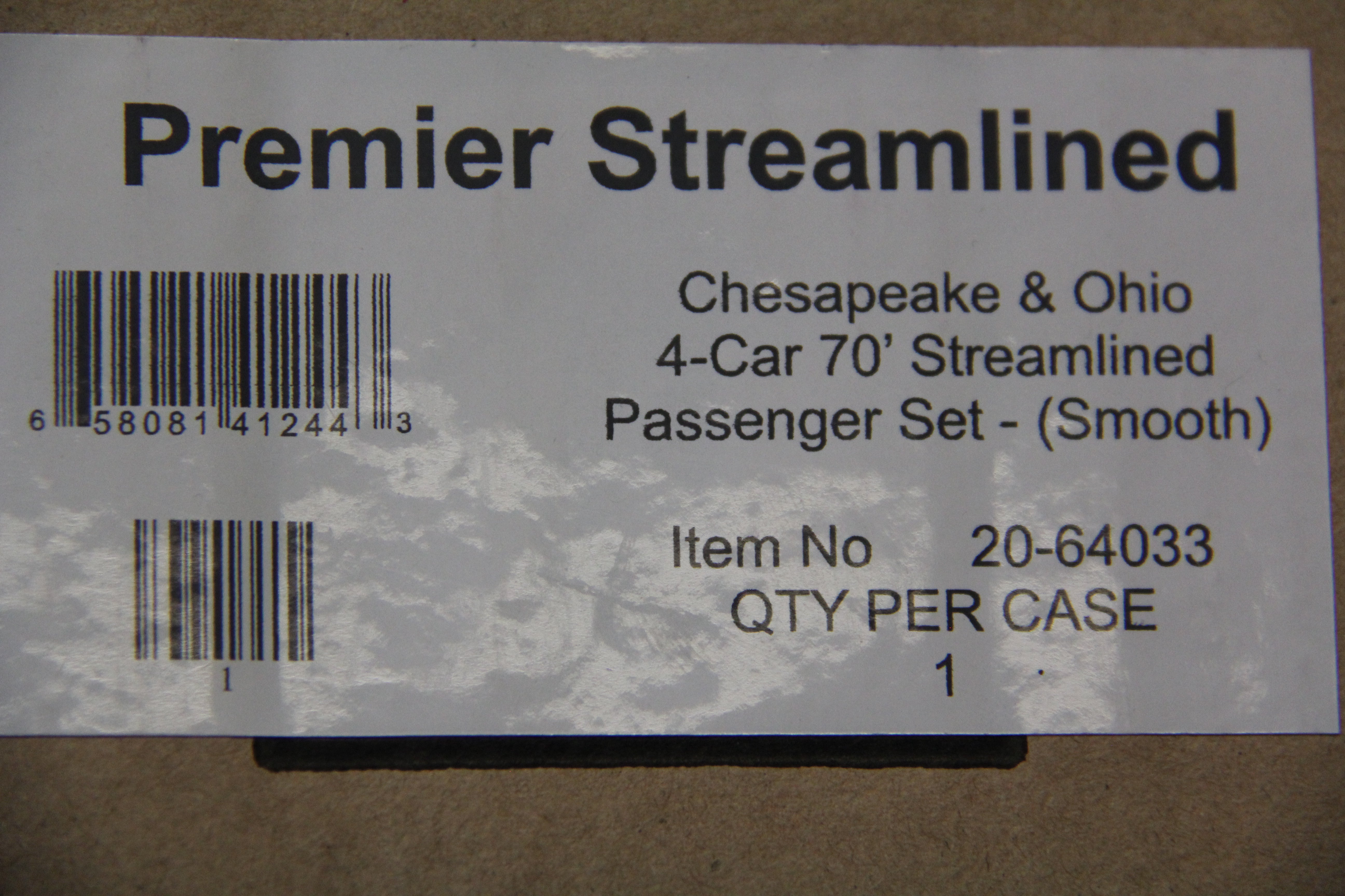 MTH 20-64033 Chesapeake & Ohio 4 Car 70' Streamlined Pass Set (Smooth)-Second hand-M4979