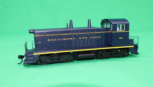 Walthers HO 910-10623 - Mainline - EMD NW2 Diesel Locomotive ”Baltimore & Ohio” #560 (Phase V)