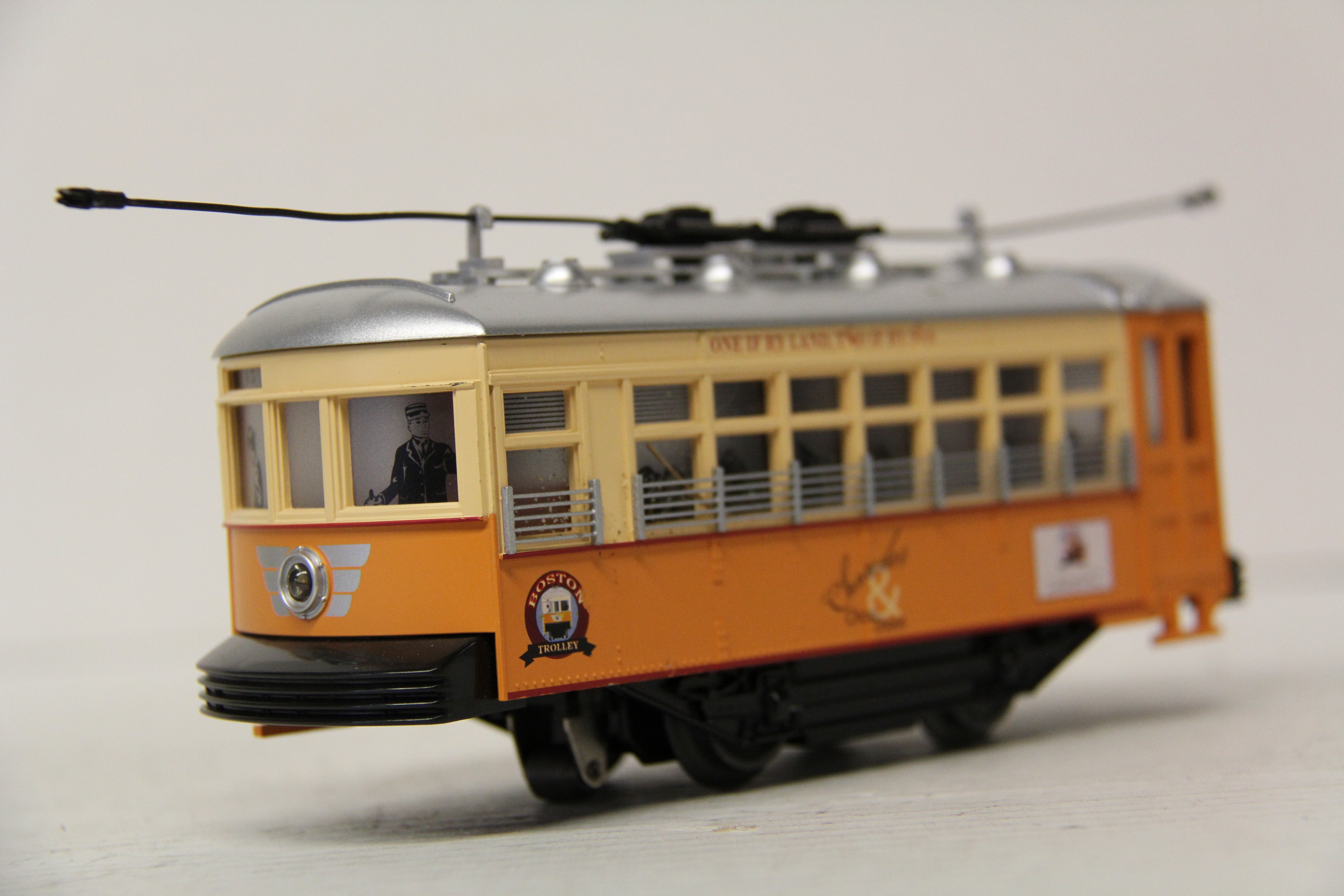 Lionel 6-58588 Bump N Go Boston Trolley Chowder Choo Choos-Second hand-M6749