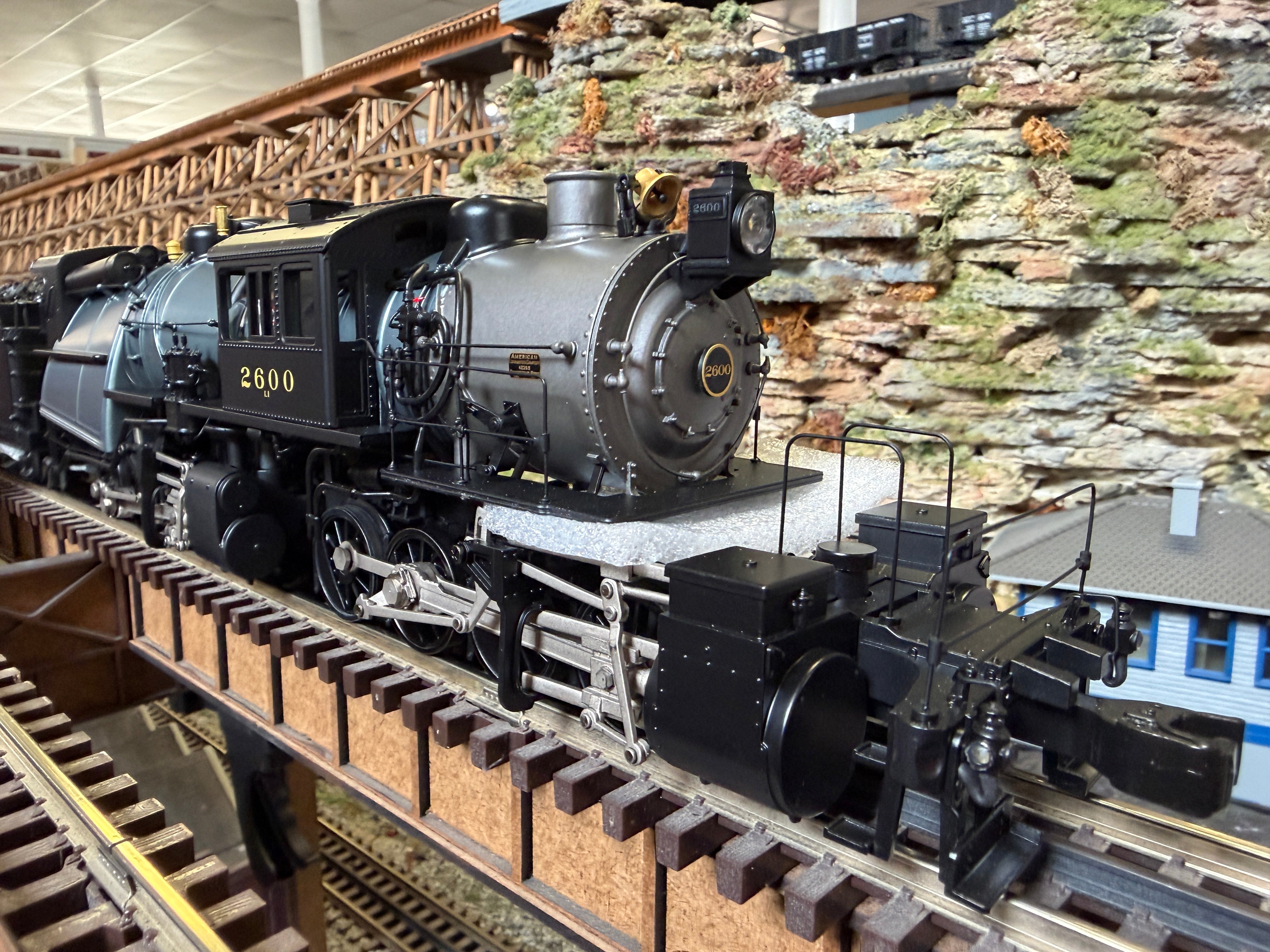 MTH 20-3852-1 - 0-8-8-0 Steam Engine "Erie" #2600 w/ PS3 (Russian Iron)