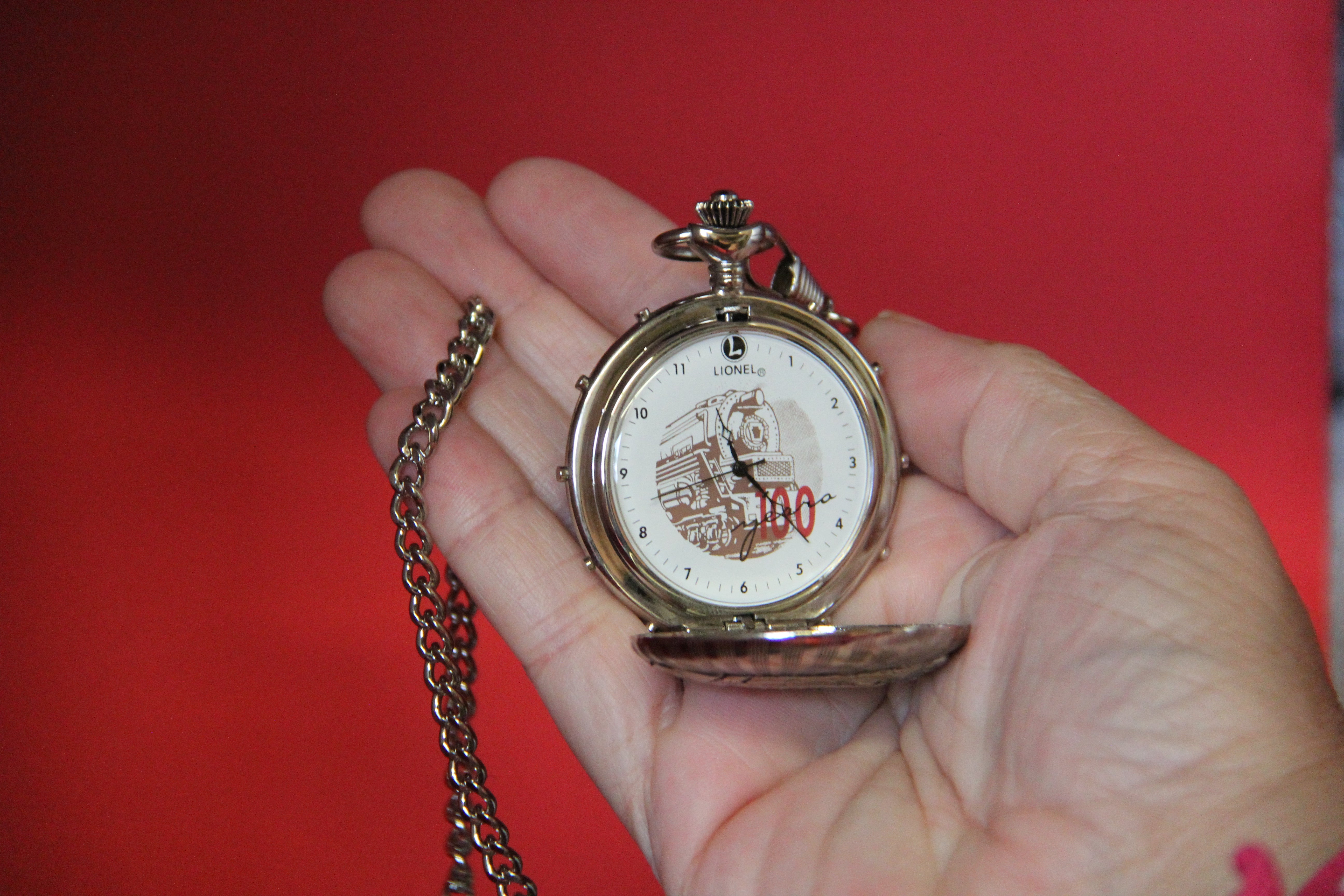 1999 "100 Years of Lionel" Pocket Watch & Collector's Tin -Second hand-M6766