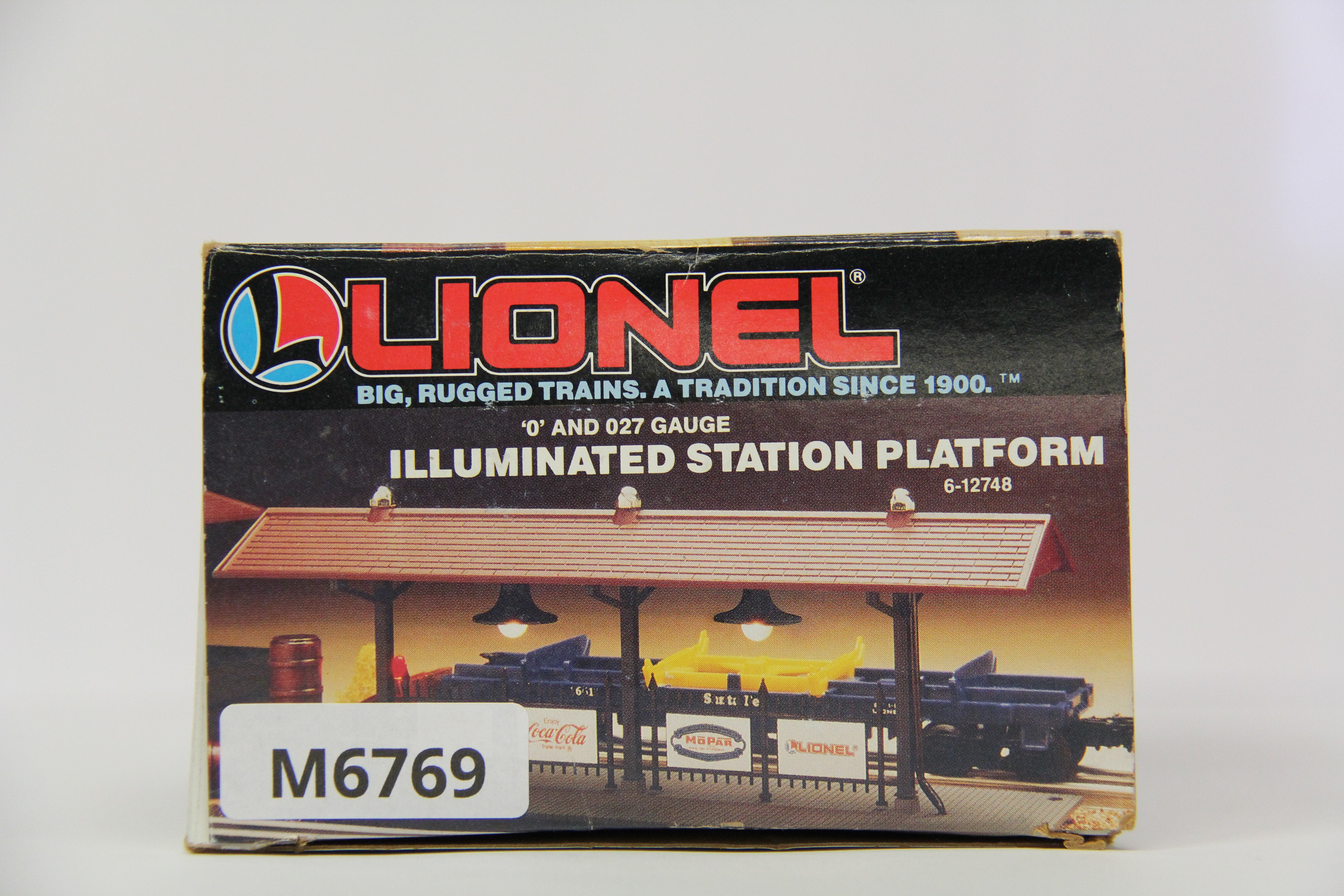 Lionel 6-12748 Illuminated Station Platform-Second hand-M6769