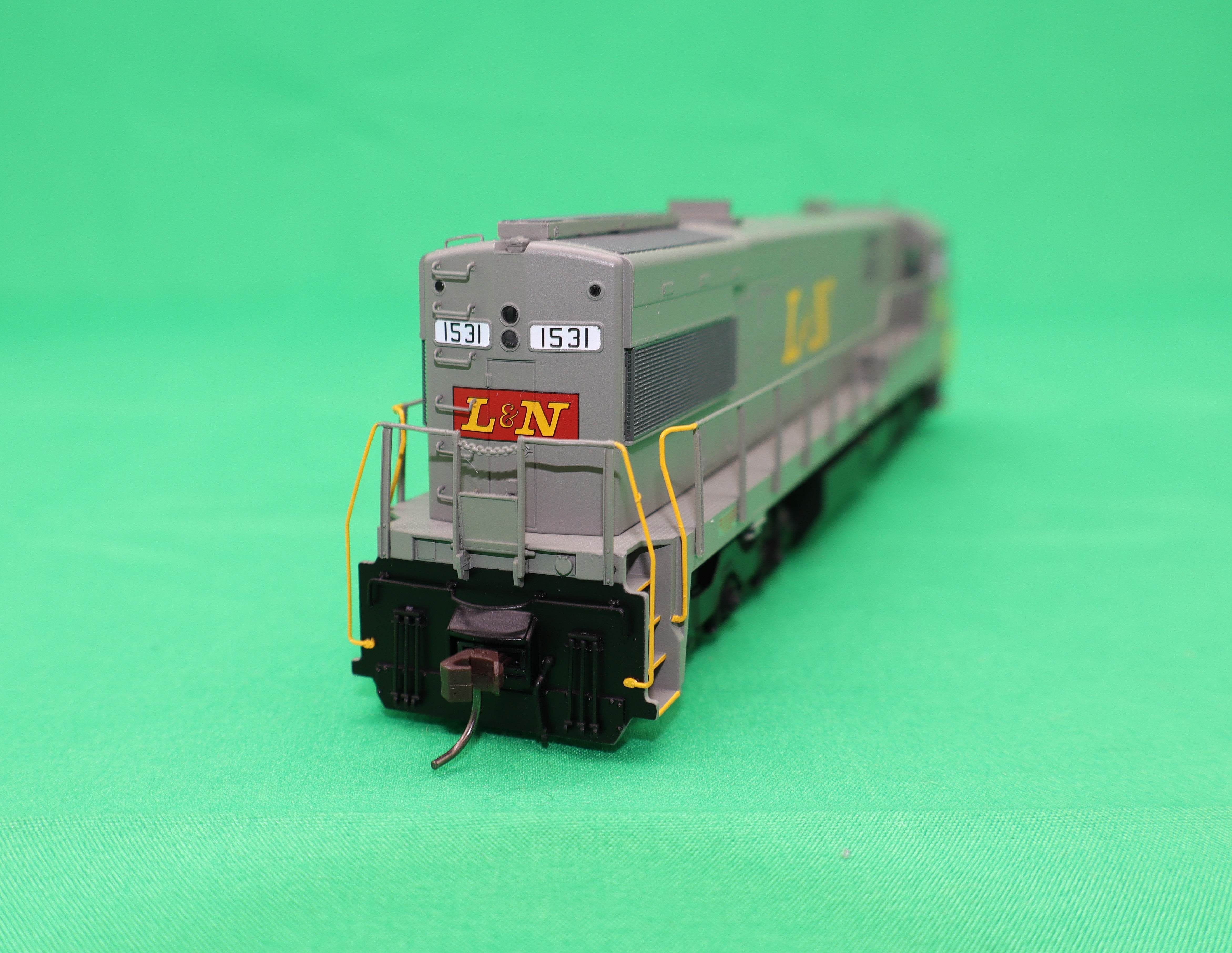 Atlas HO 10004608 - Master - Gold Model - U28C Diesel Locomotive "Louisville & Nashville" #1531