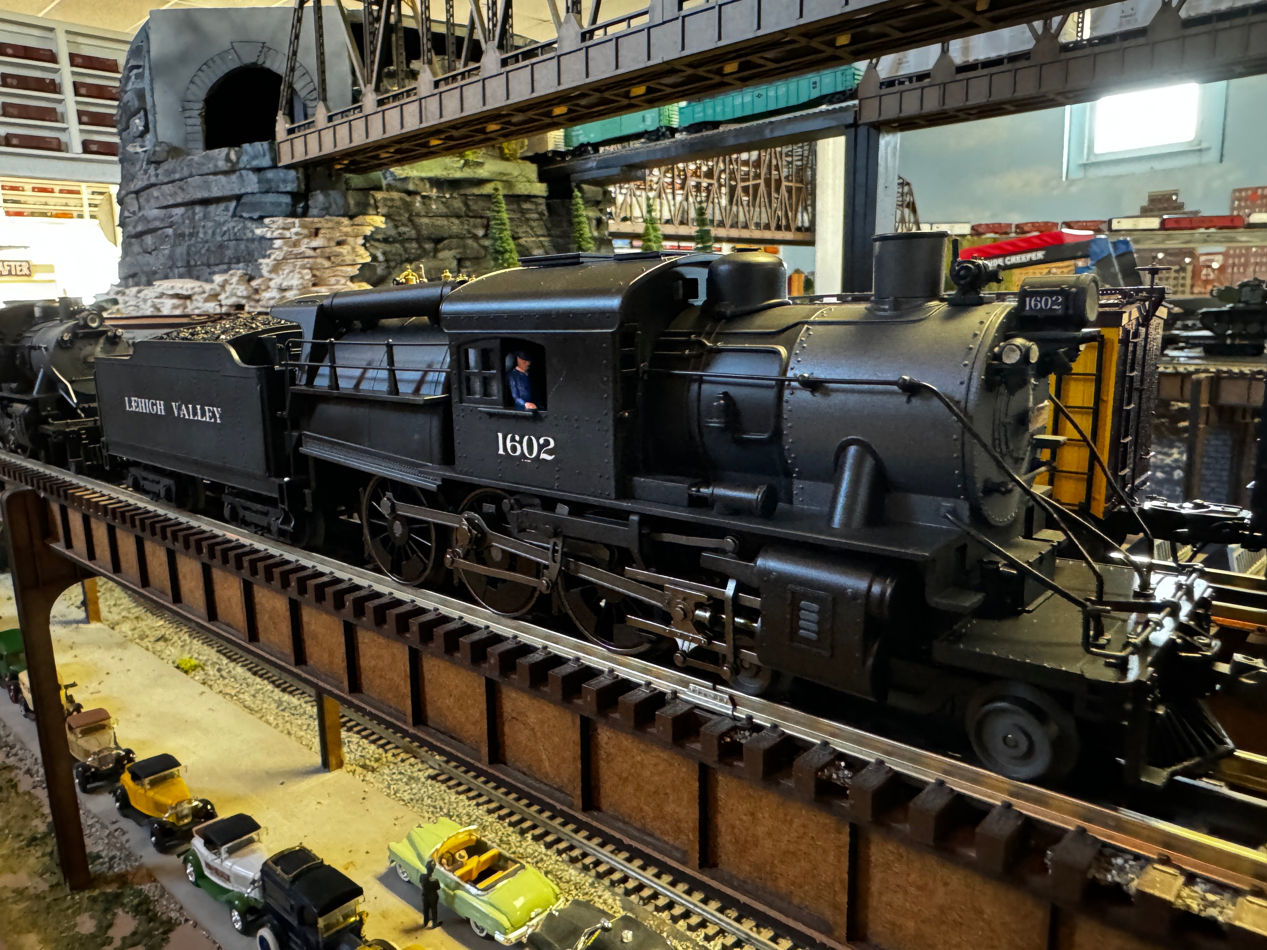 Lionel 2331650LV - Legacy Camelback Steam Locomotive "Lehigh Valley" #1602 - Custom by Harry Hieke