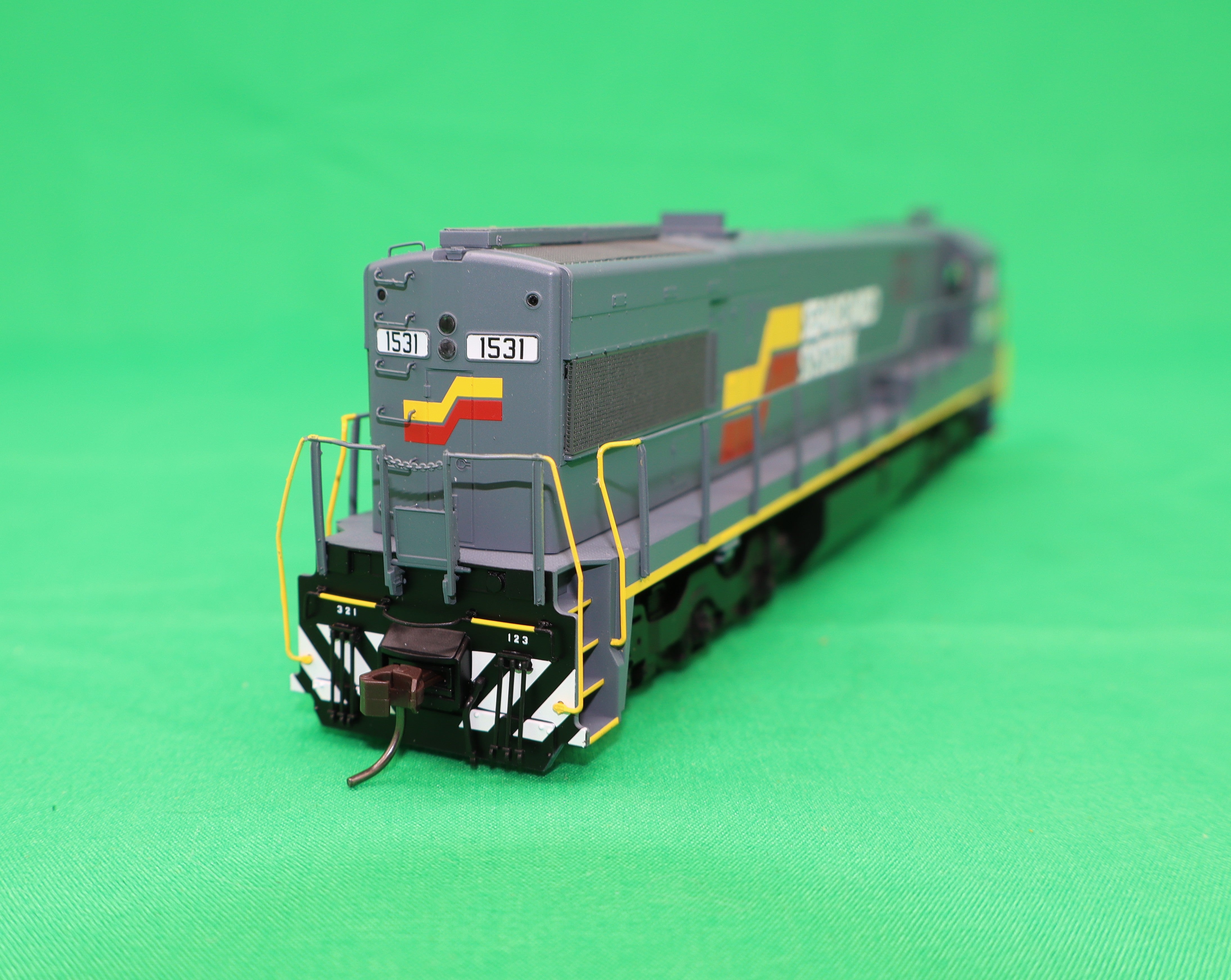 Atlas HO 10004613 - Master - Gold Model - U28C Diesel Locomotive "Seaboard System" #1531