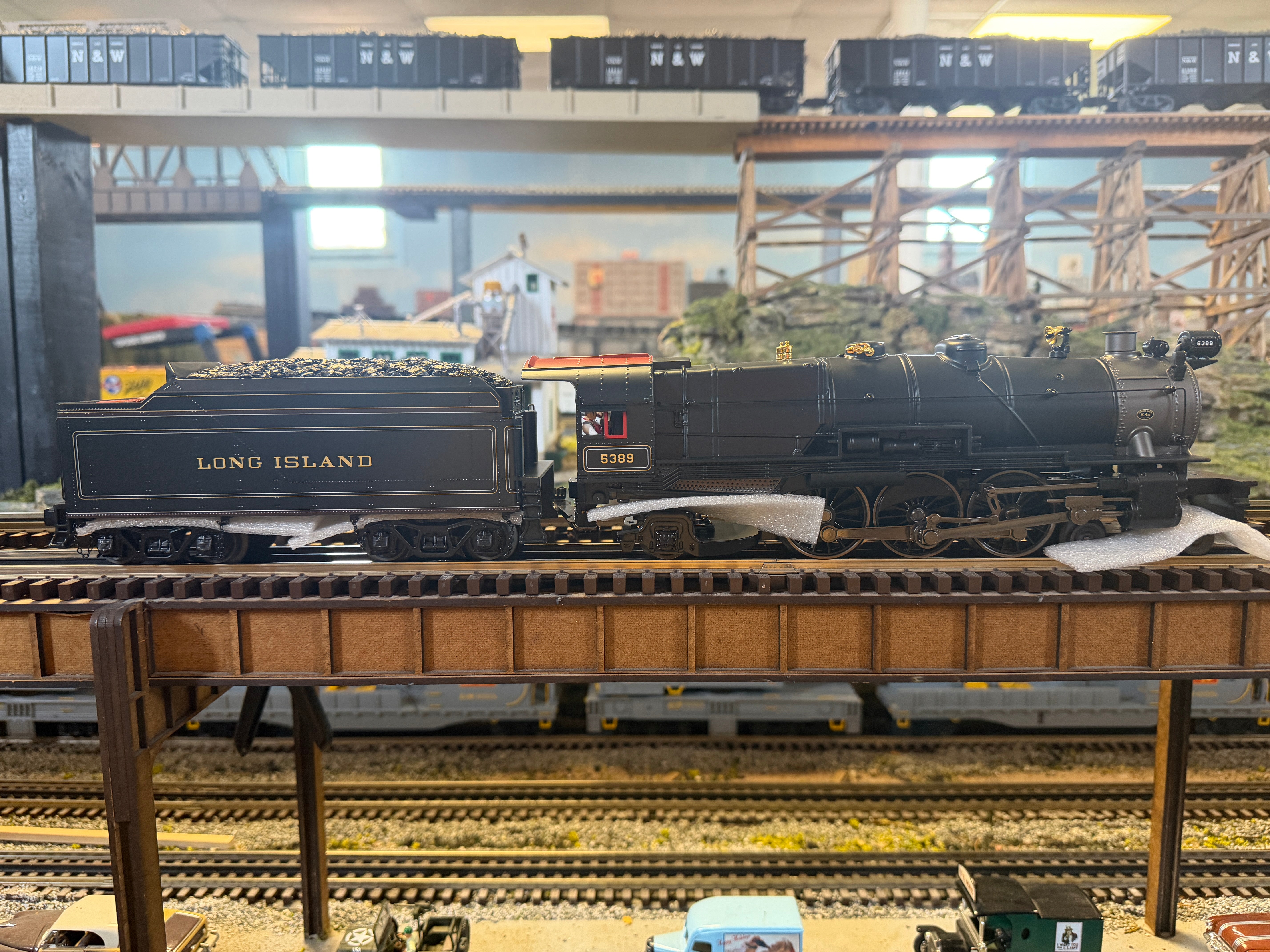 MTH 30-1904-1 - RailKing - 4-6-2 Imperial K-4s Pacific Steam Engine "Long Island" #5389 w/ PS3