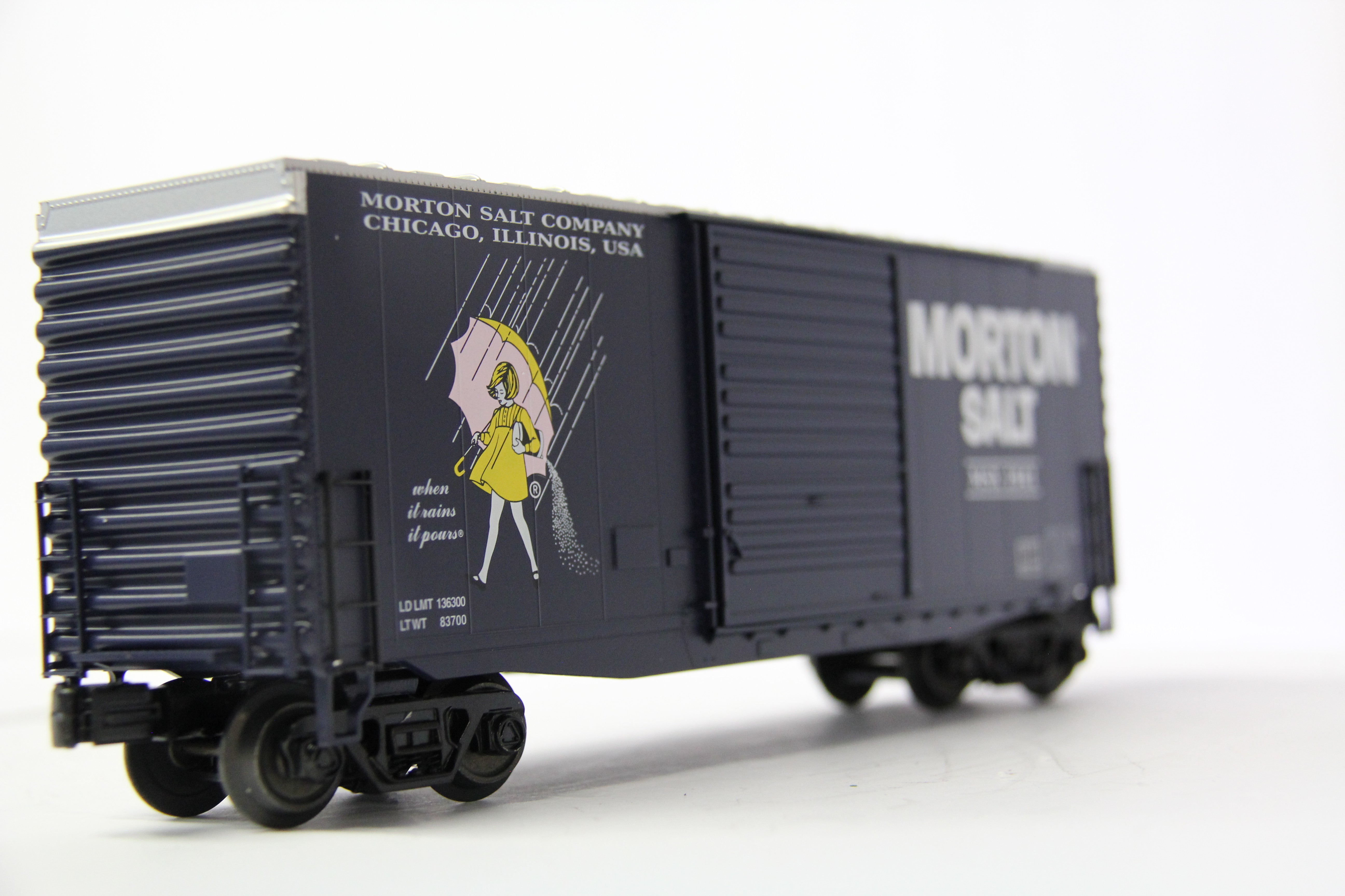 Rail King 30-71143 Morton Salt #1941- 40' High Cube Box Car-Second hand-M6785