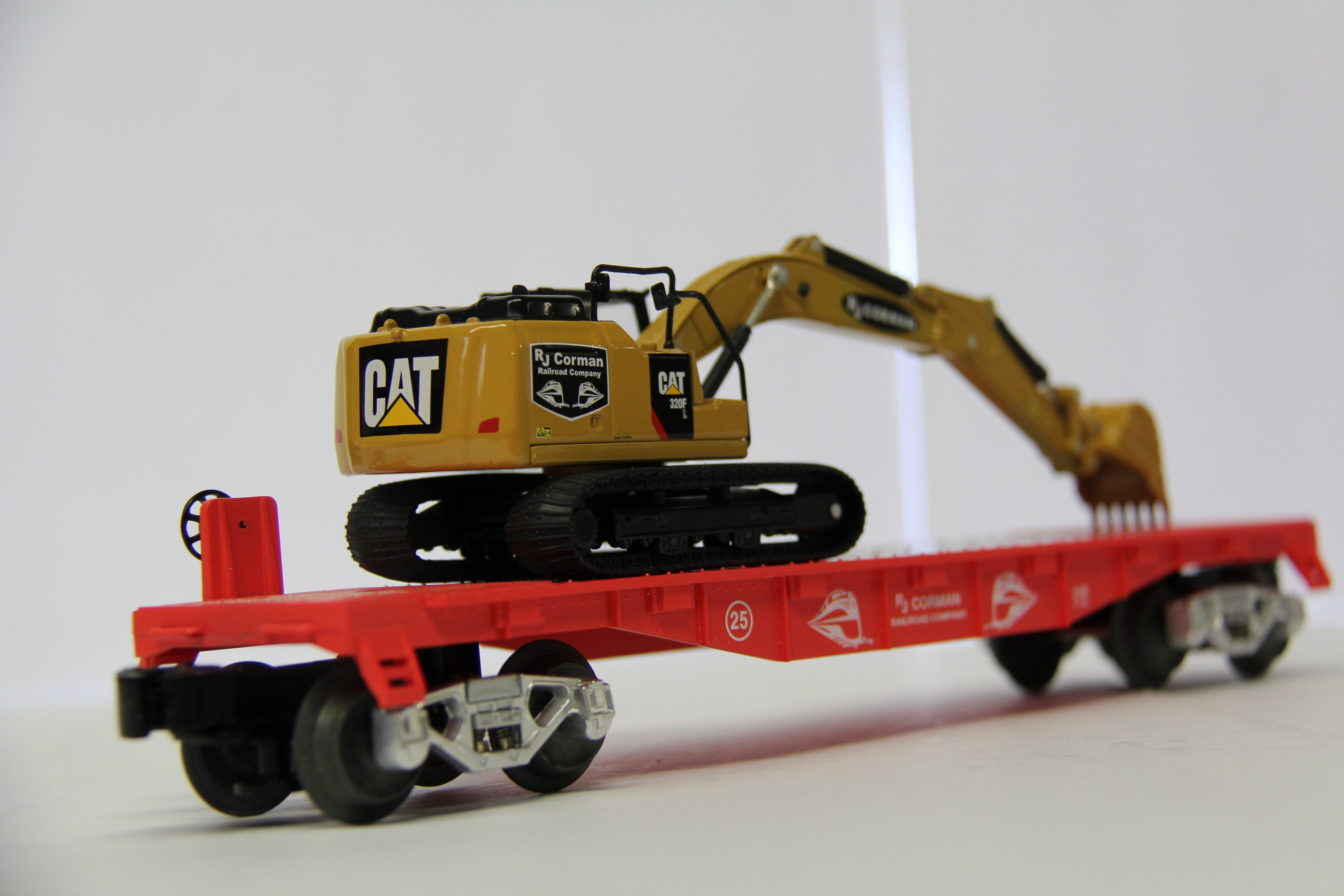 Lionel 2201220 RJ Corman Flatcar w/ Excavator LCCA 2022 Convention Car-Second hand-M6793