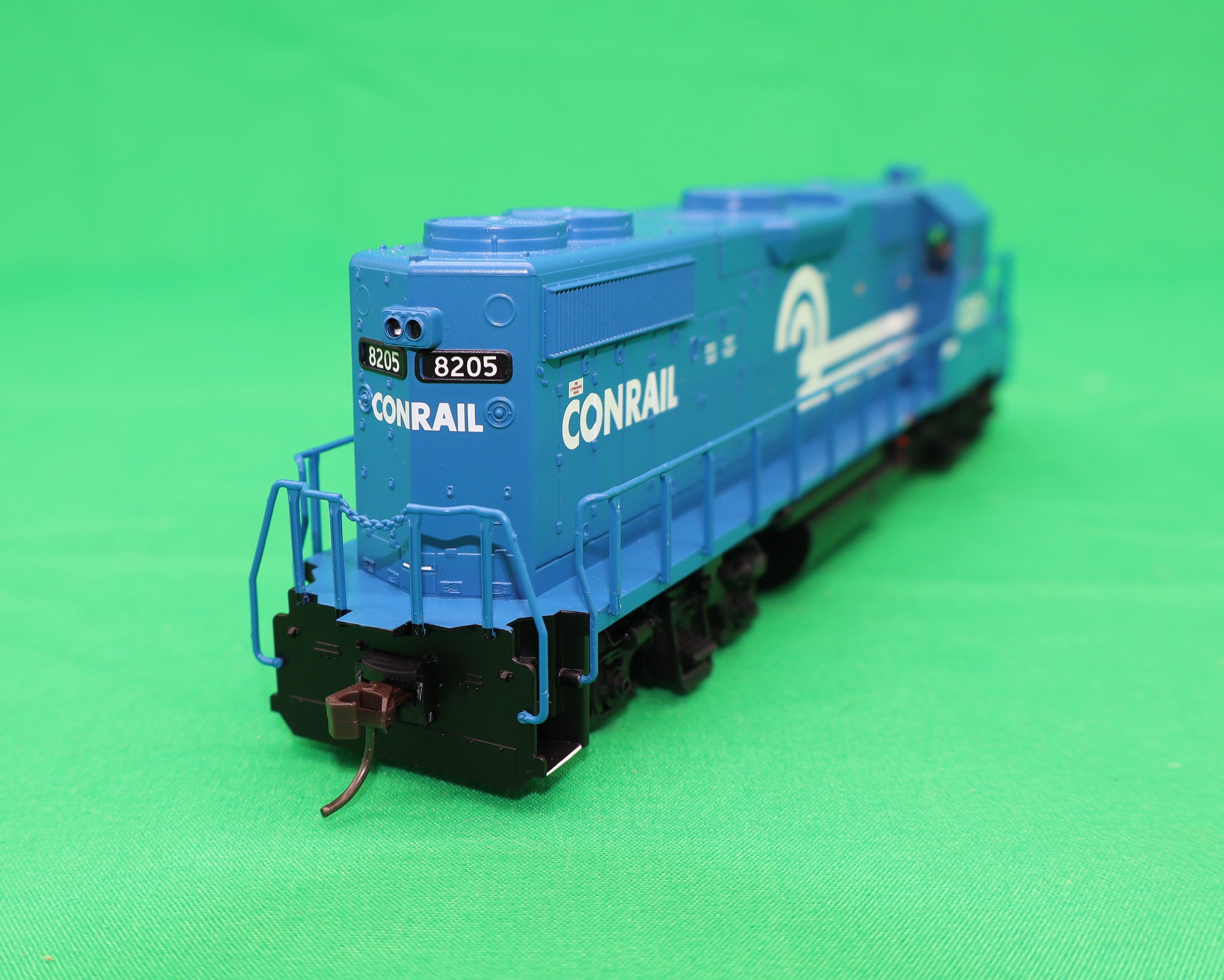 Atlas HO 10004581 - Trainman® - Gold Model -  GP38-2 Diesel Locomotive "Conrail" #8205