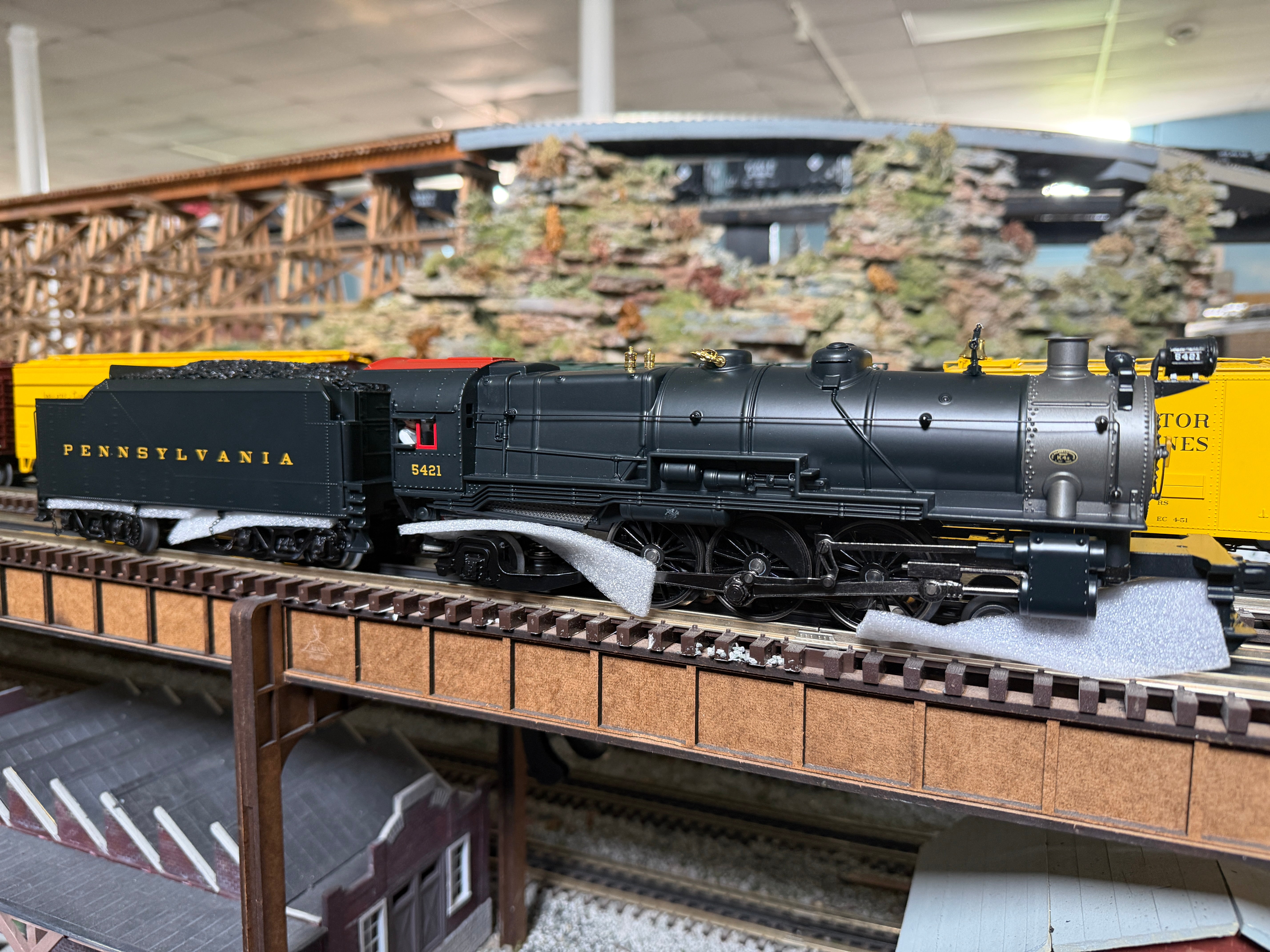 MTH 30-1900-1 - RailKing - 4-6-2 Imperial K-4s Pacific Steam Engine "Pennsylvania" #5421 w/ PS3