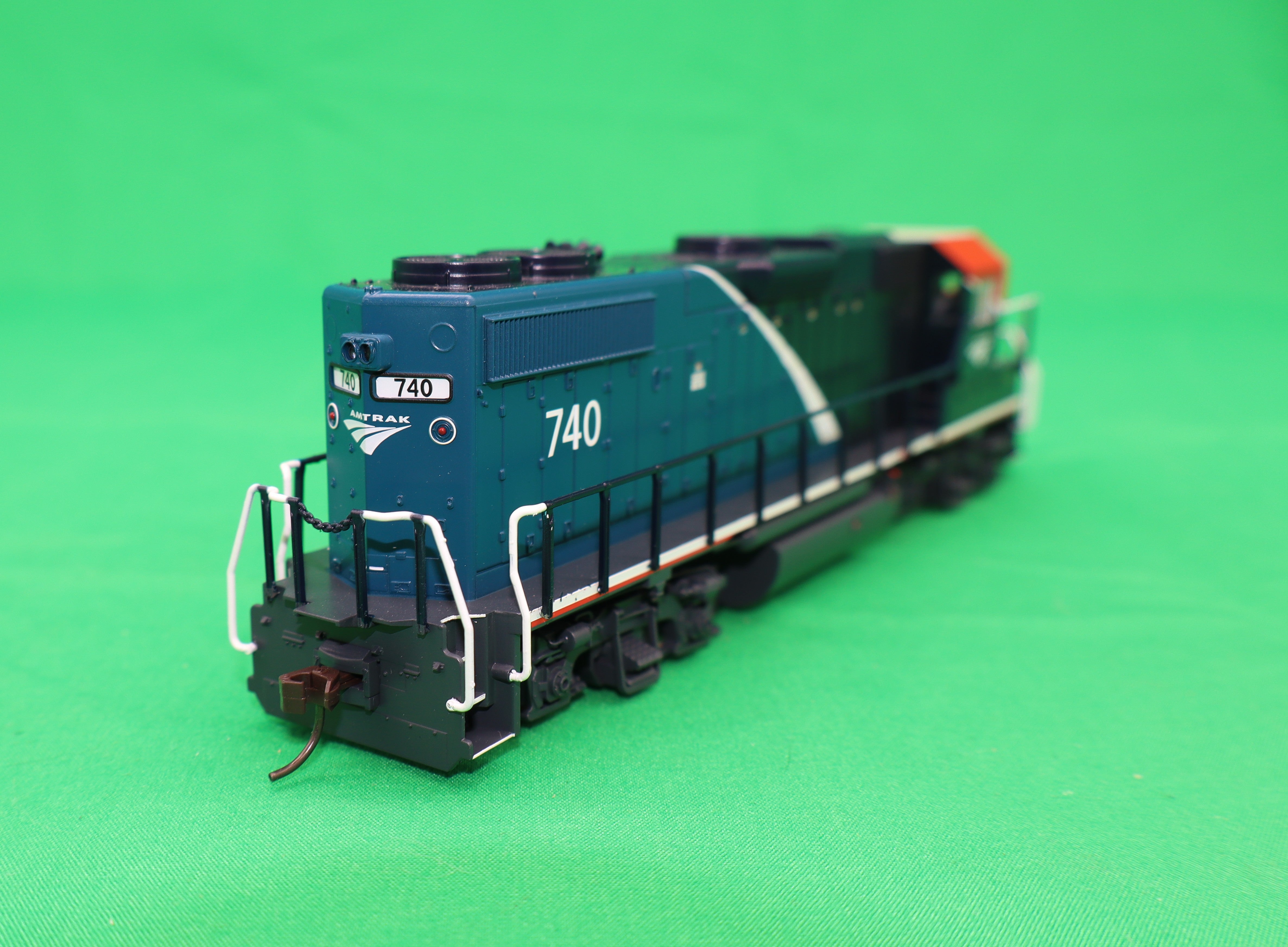 Atlas HO 10004568 - Trainman - Gold Model -  GP38-2 Diesel Locomotive "Amtrak" #740 (Phase VII)