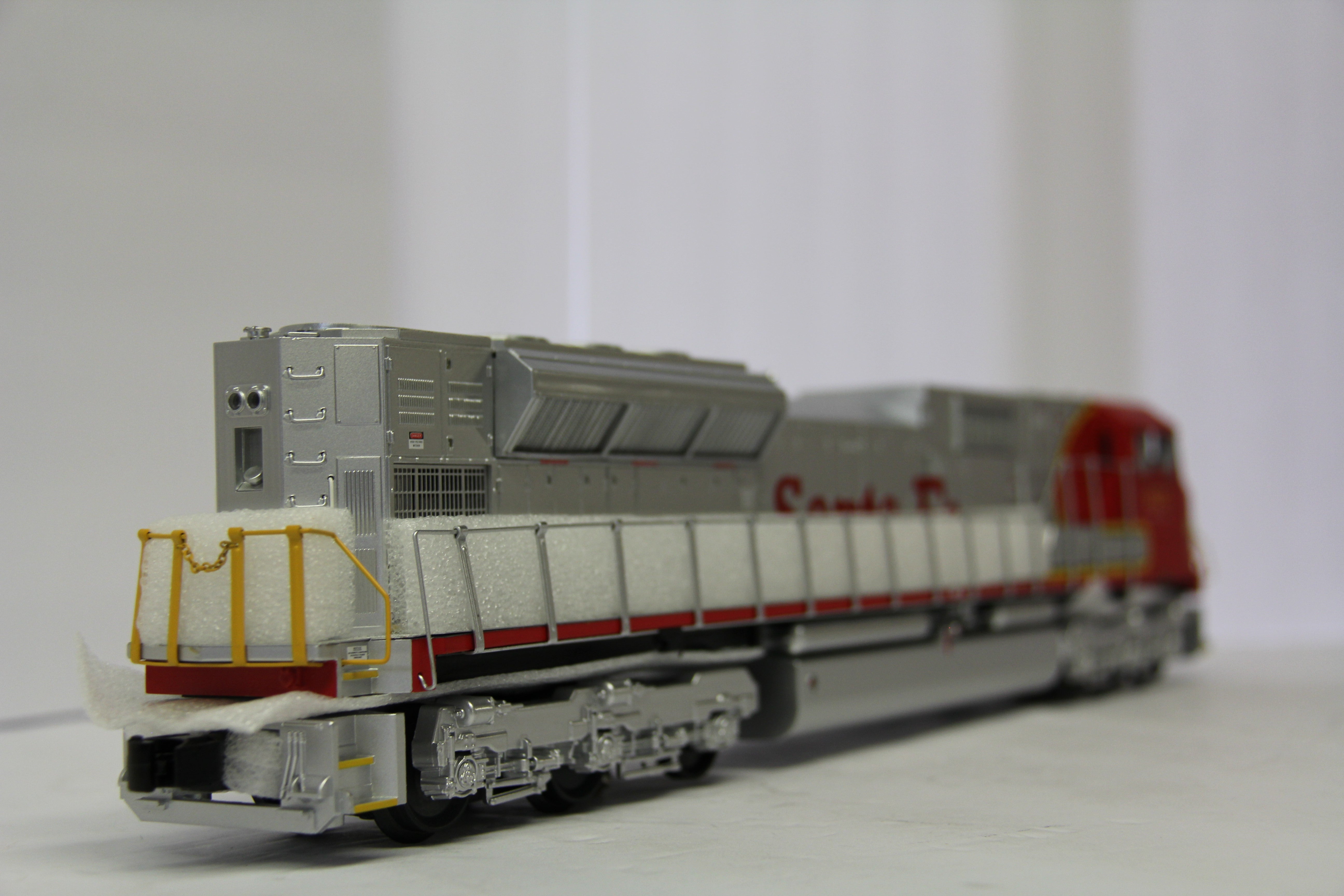 MTH 20-2369-1 & 20-2369-3 Santa Fe SD-90MAC Diesel Engine and Non Powered Set-Second hand-M6622