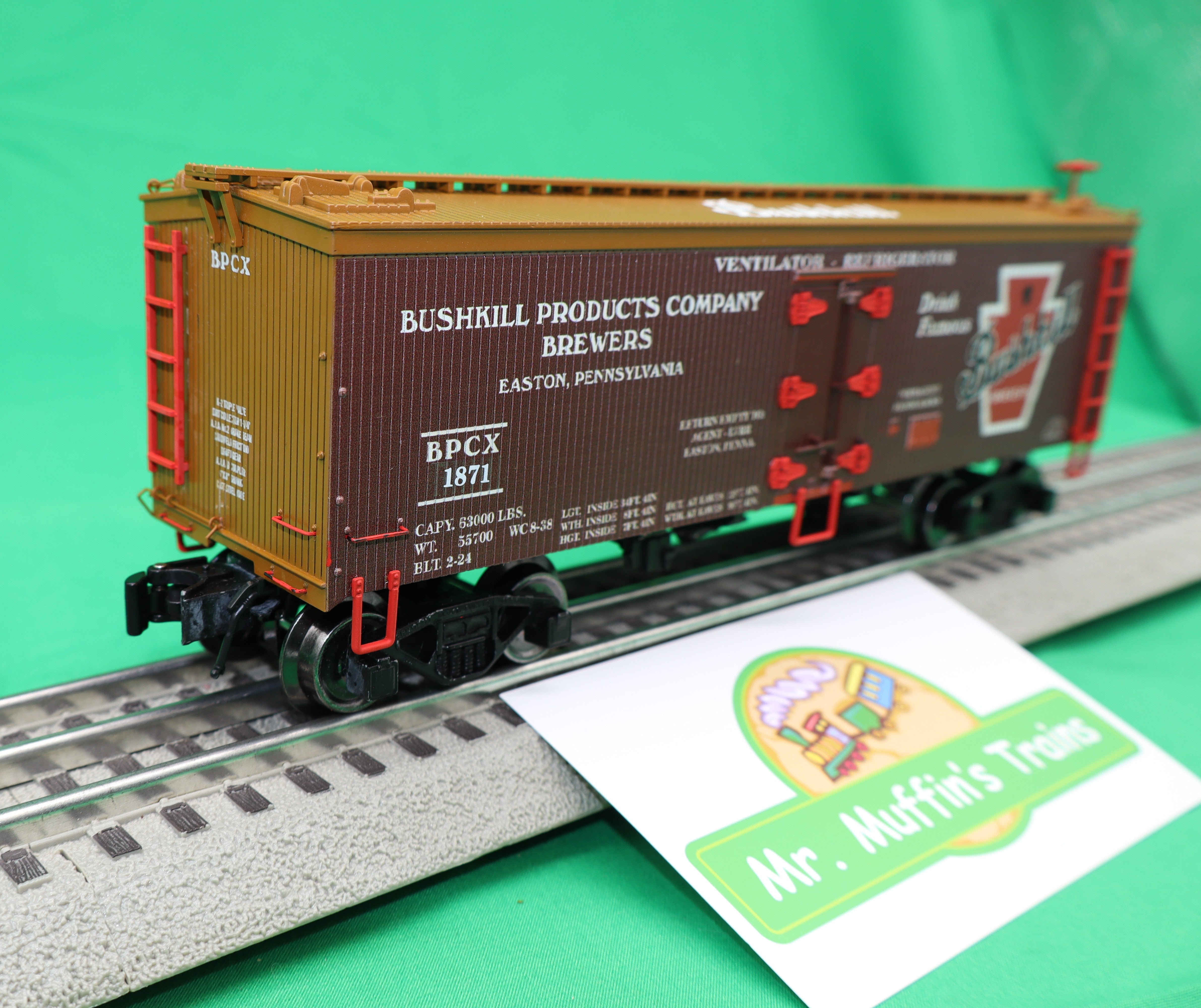 Ready Made Trains RMT-86199-94 - 36' Woodside Reefer Car "Bushkill Products Company Brewers" - MrMuffin'sTrains