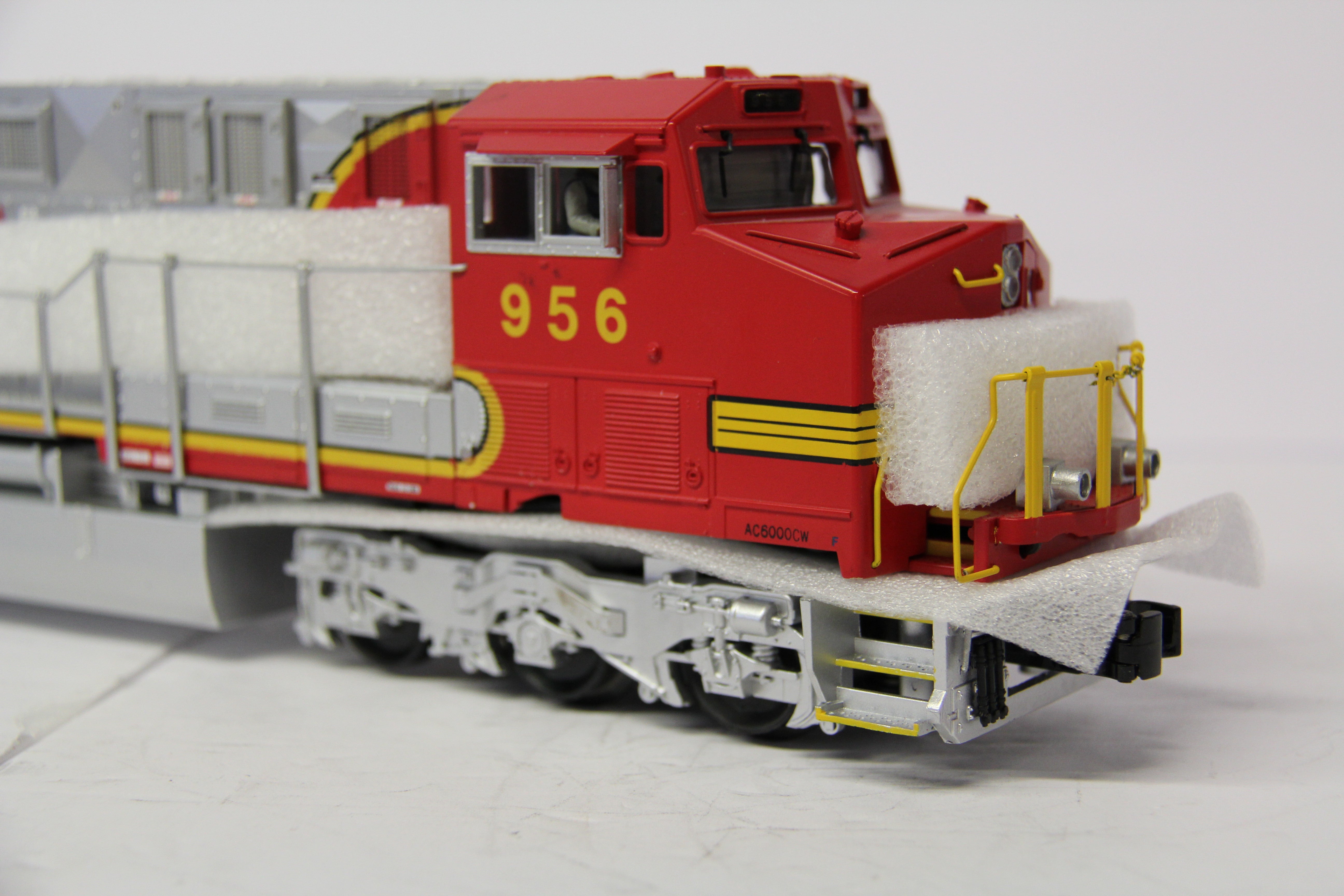 MTH 20-2265-1 BNSF AC6000 Diesel Engine #956-Second hand-M6619