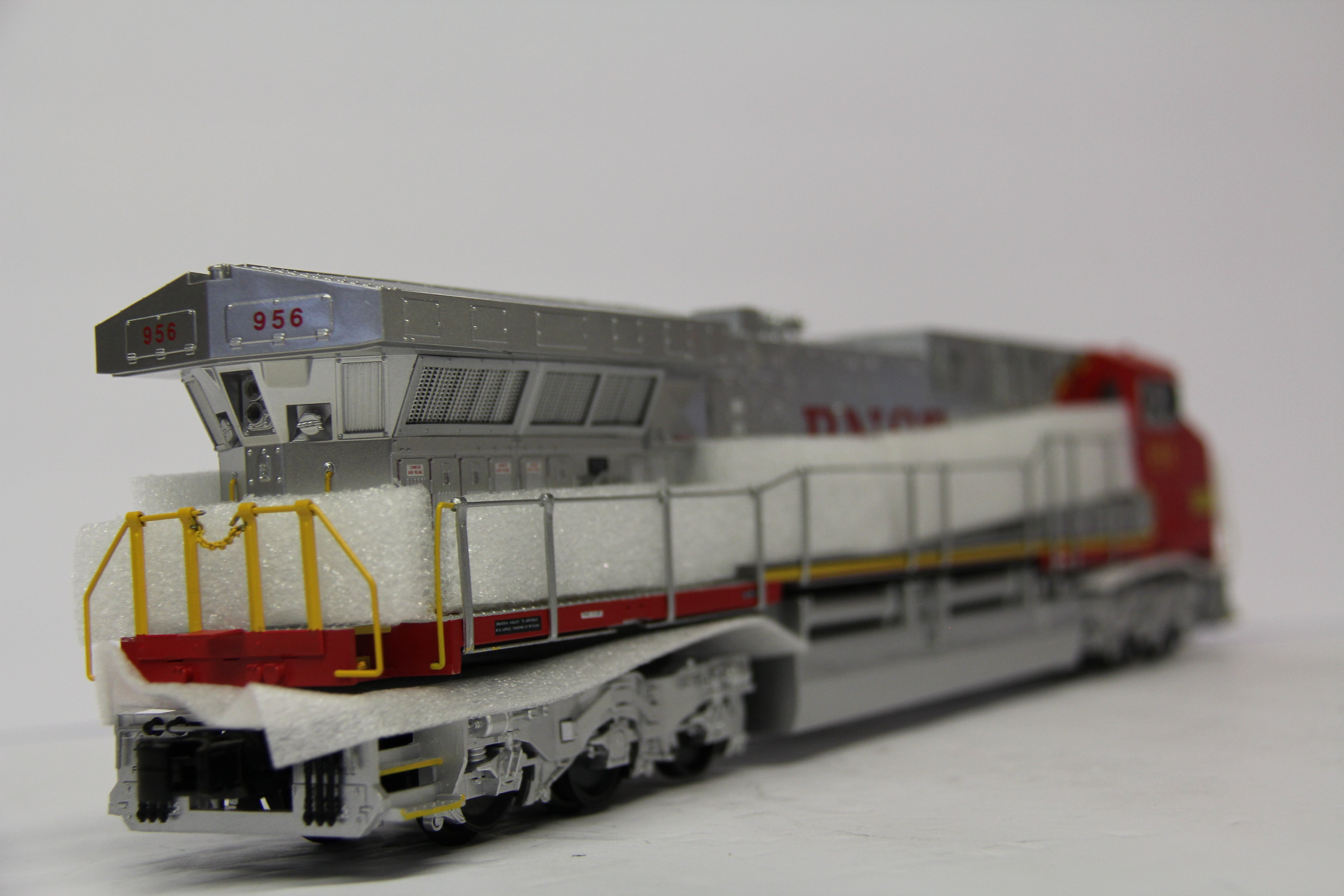 MTH 20-2265-1 BNSF AC6000 Diesel Engine #956-Second hand-M6619