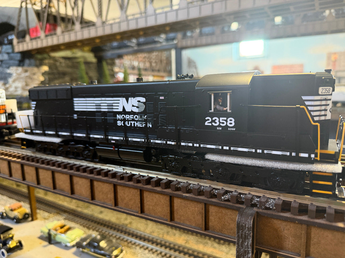 MTH 30-21349-1 - RailKing - SD-9 Diesel Engine "Norfolk Southern" #2358 w/ PS3