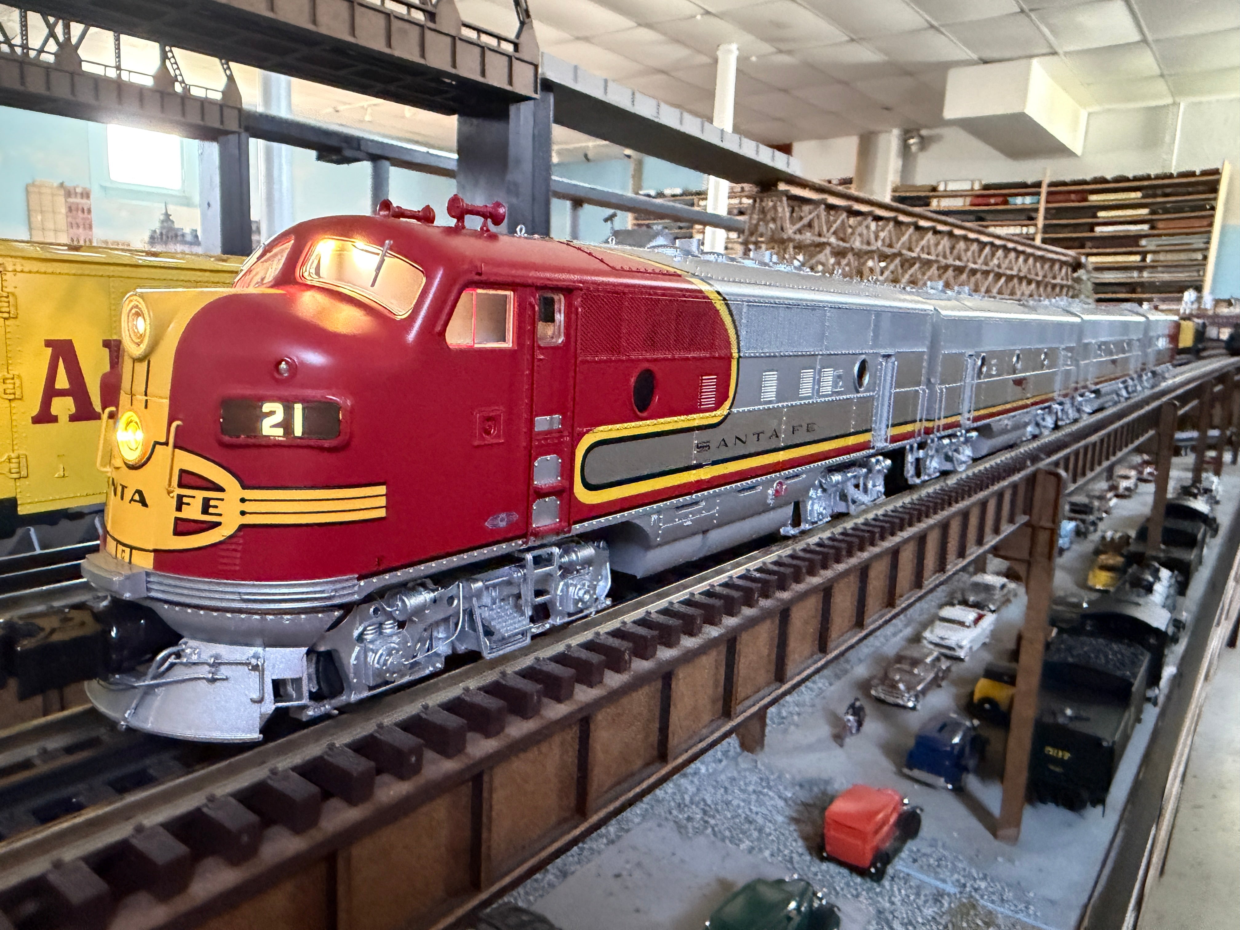 Lionel 2633690 - Legacy - High-End Super Chief ABBA Set "Santa Fe" - Custom Run for MrMuffin'sTrains