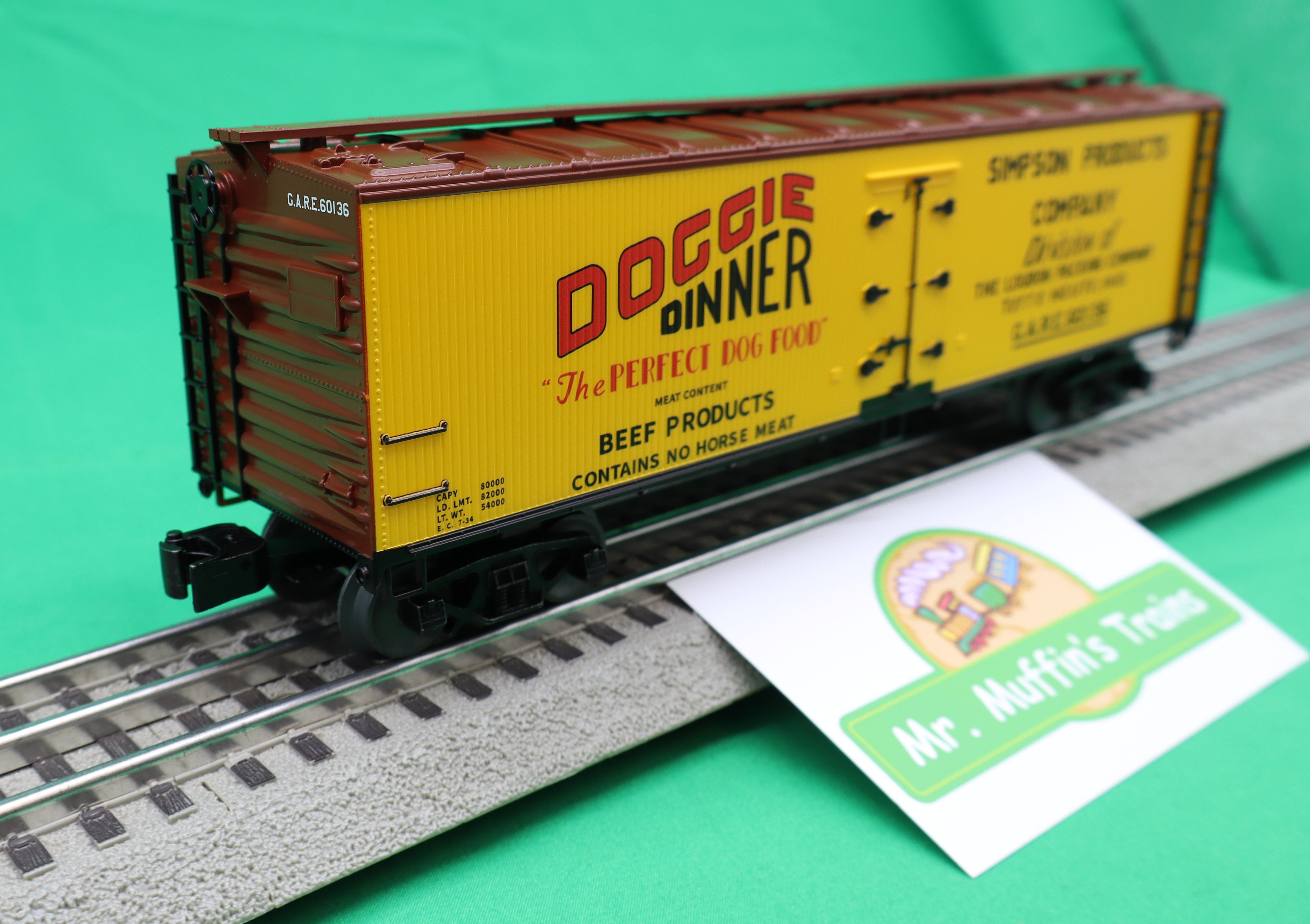 Lionel 2642012 - Woodside Reefer Car "Doggie Dinner" #60136