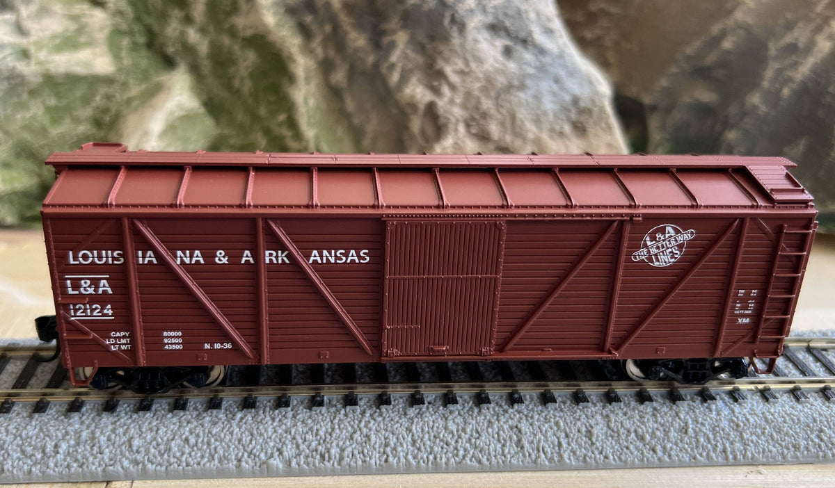 Walthers HO 910-40368 - Mainline - 40' ARA Single Sheathed Boxcar w/Dreadnaught Ends "Louisiana & Arkansas" #12136