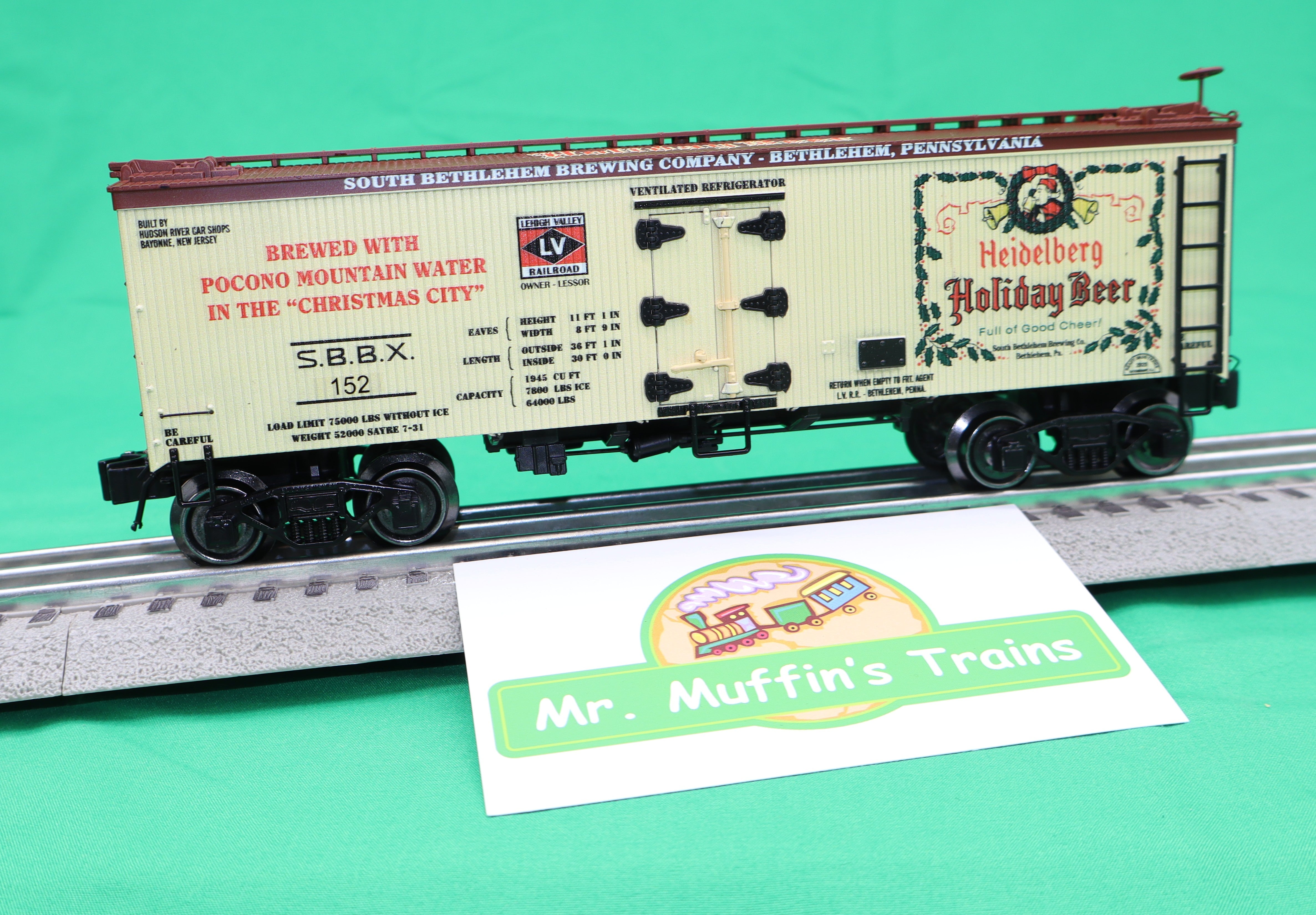 Ready Made Trains RMT-86199-179 - 36' Woodside Reefer Car "Lehigh Valley" (Heidelberg Holiday Beer)
