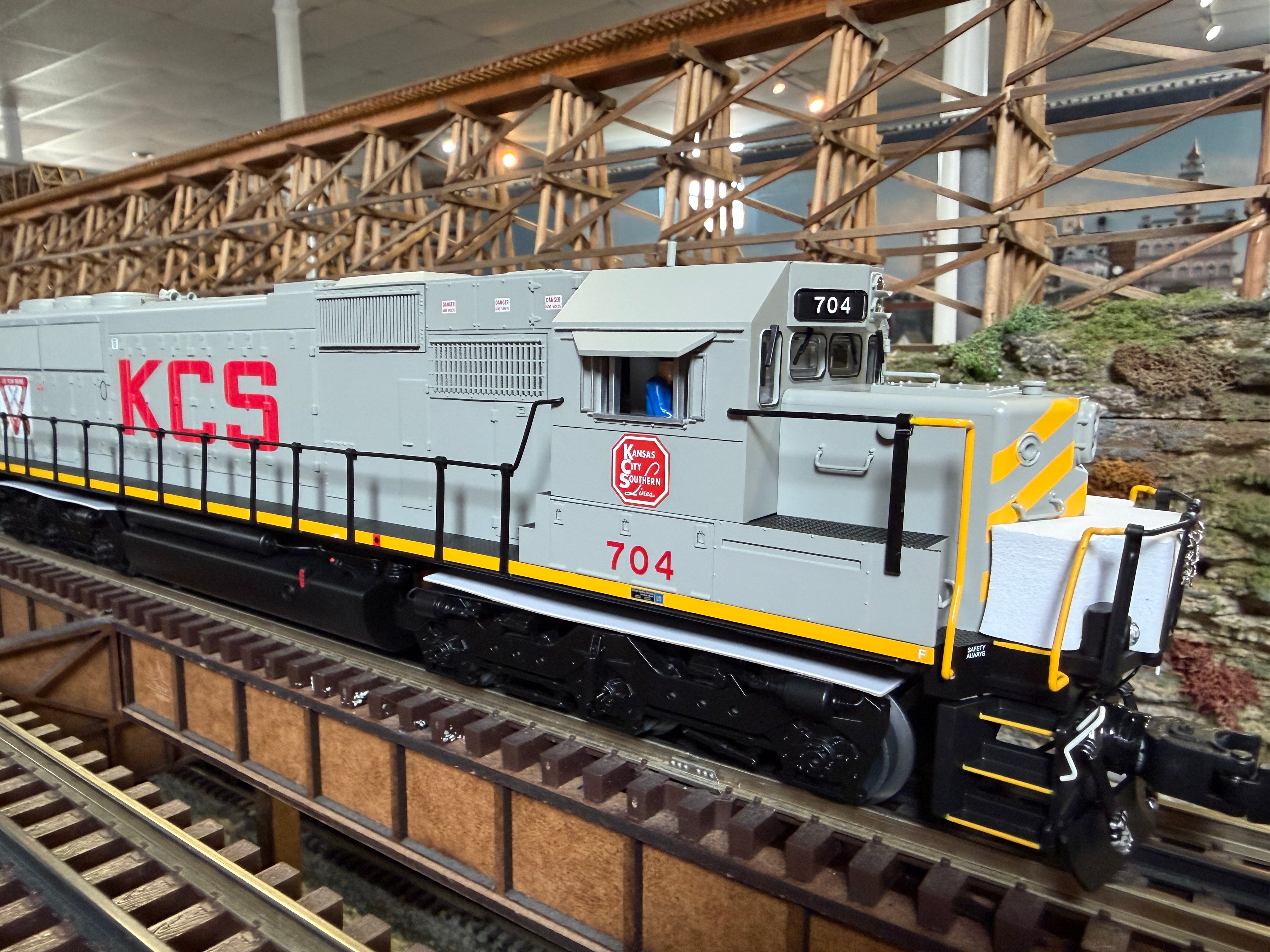 Lionel 2633101 - Legacy - SD50 Diesel Locomotive "Kansas City Southern" #704