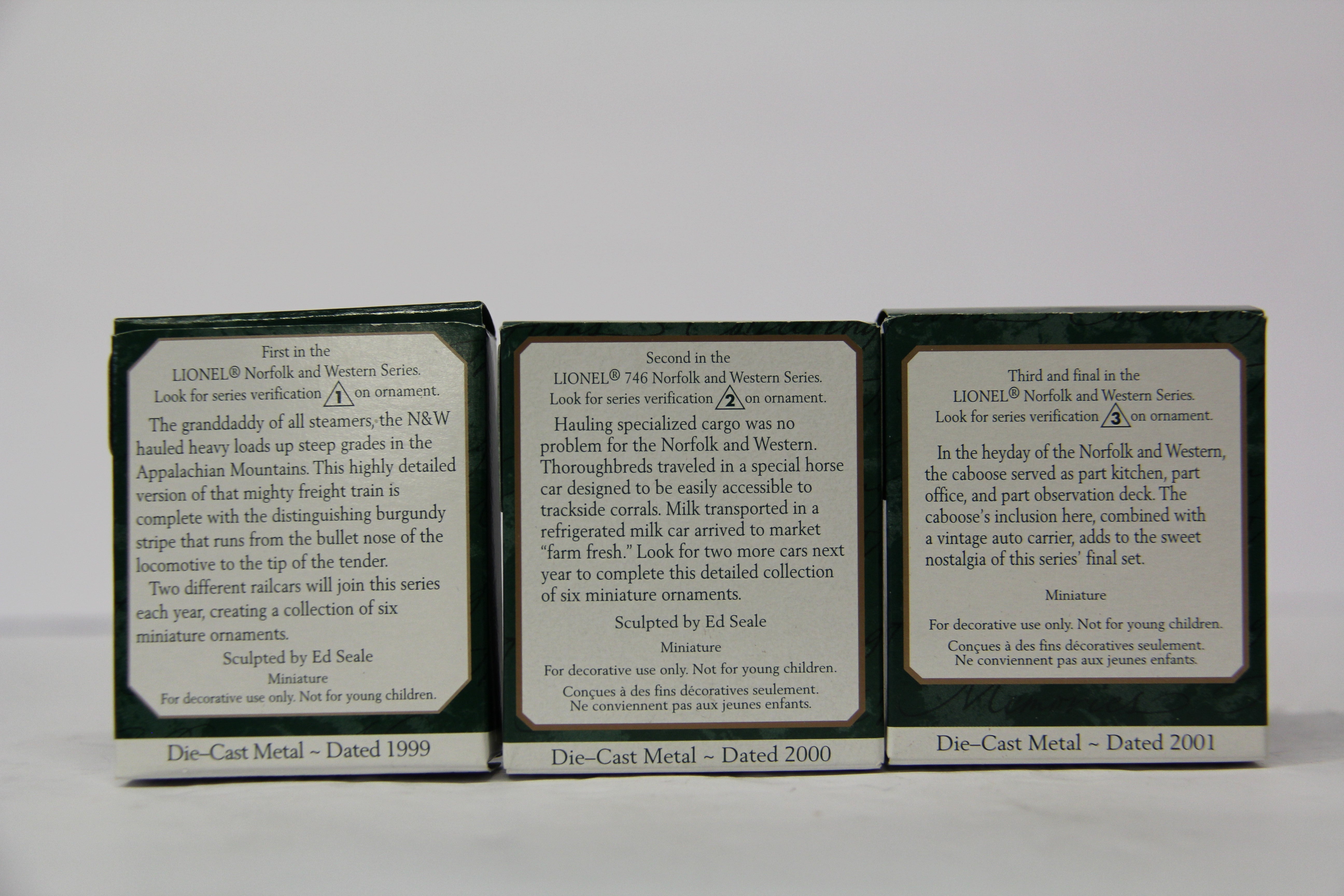 Hallmark Keepsake Set of 3 Various Mini Ornament Lot #3-Second hand-M6812