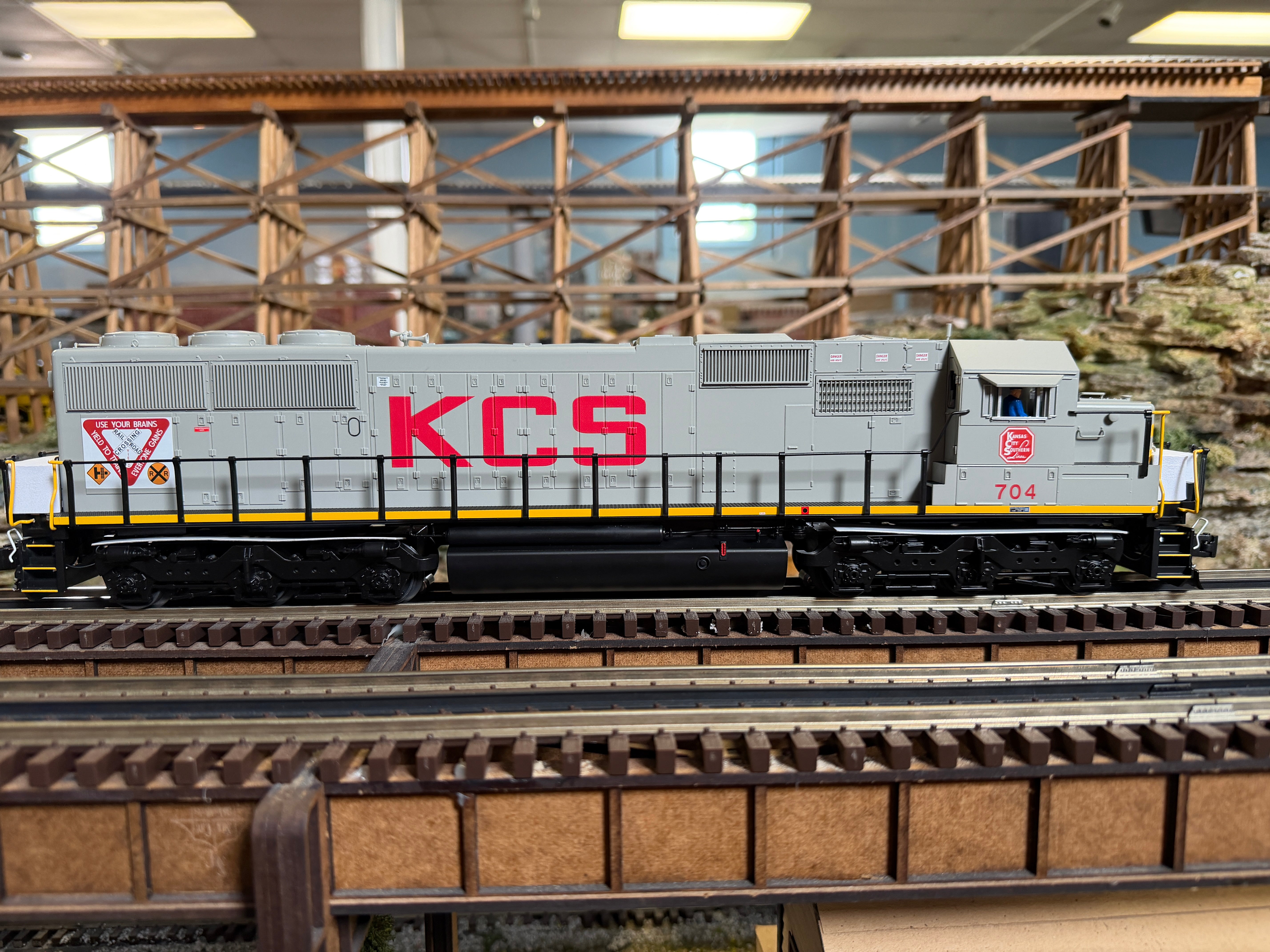 Lionel 2633101 - Legacy - SD50 Diesel Locomotive "Kansas City Southern" #704