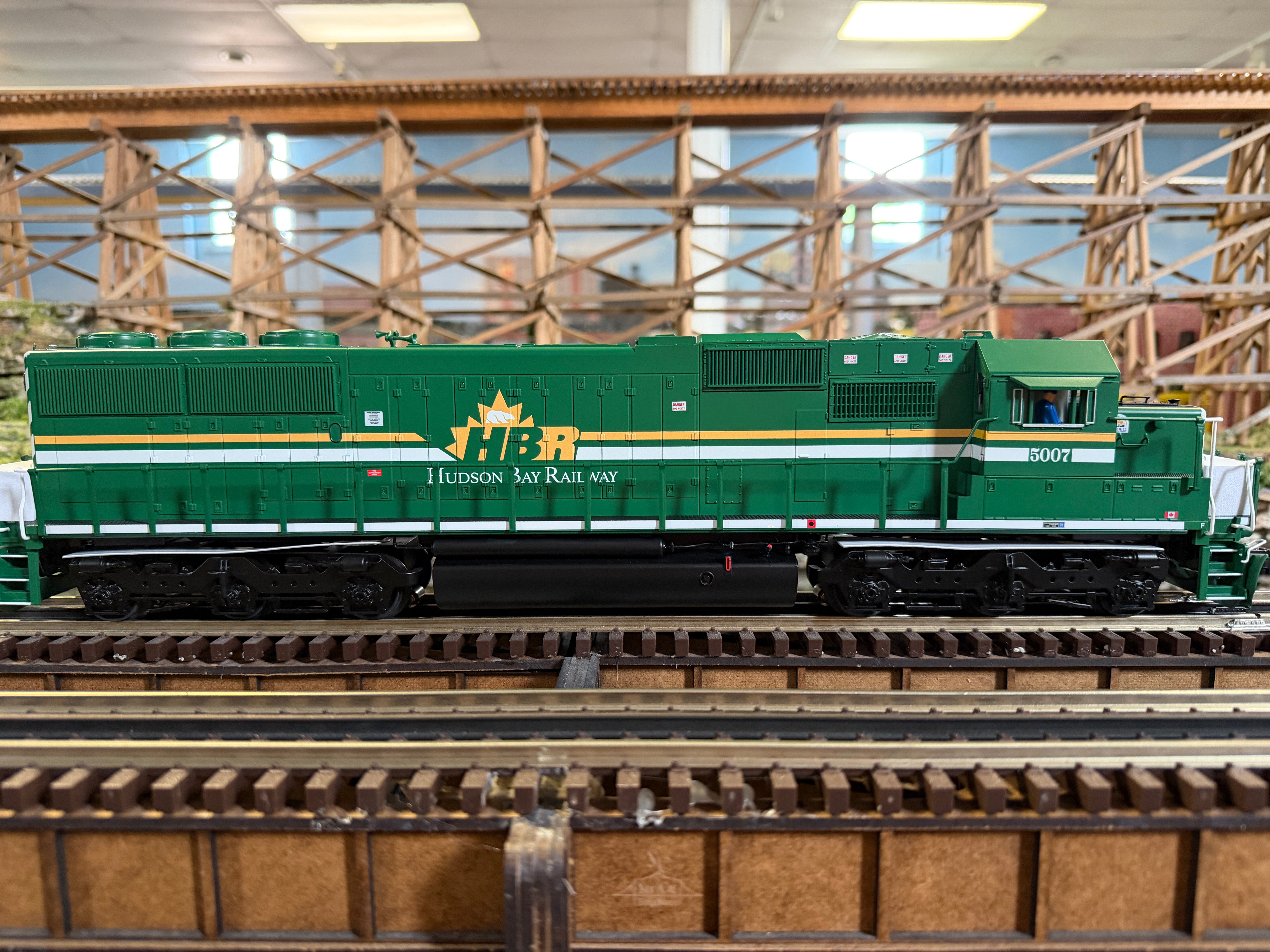 Lionel 2633092 - Legacy - SD50 Diesel Locomotive "Hudson Bay Railway" #5009