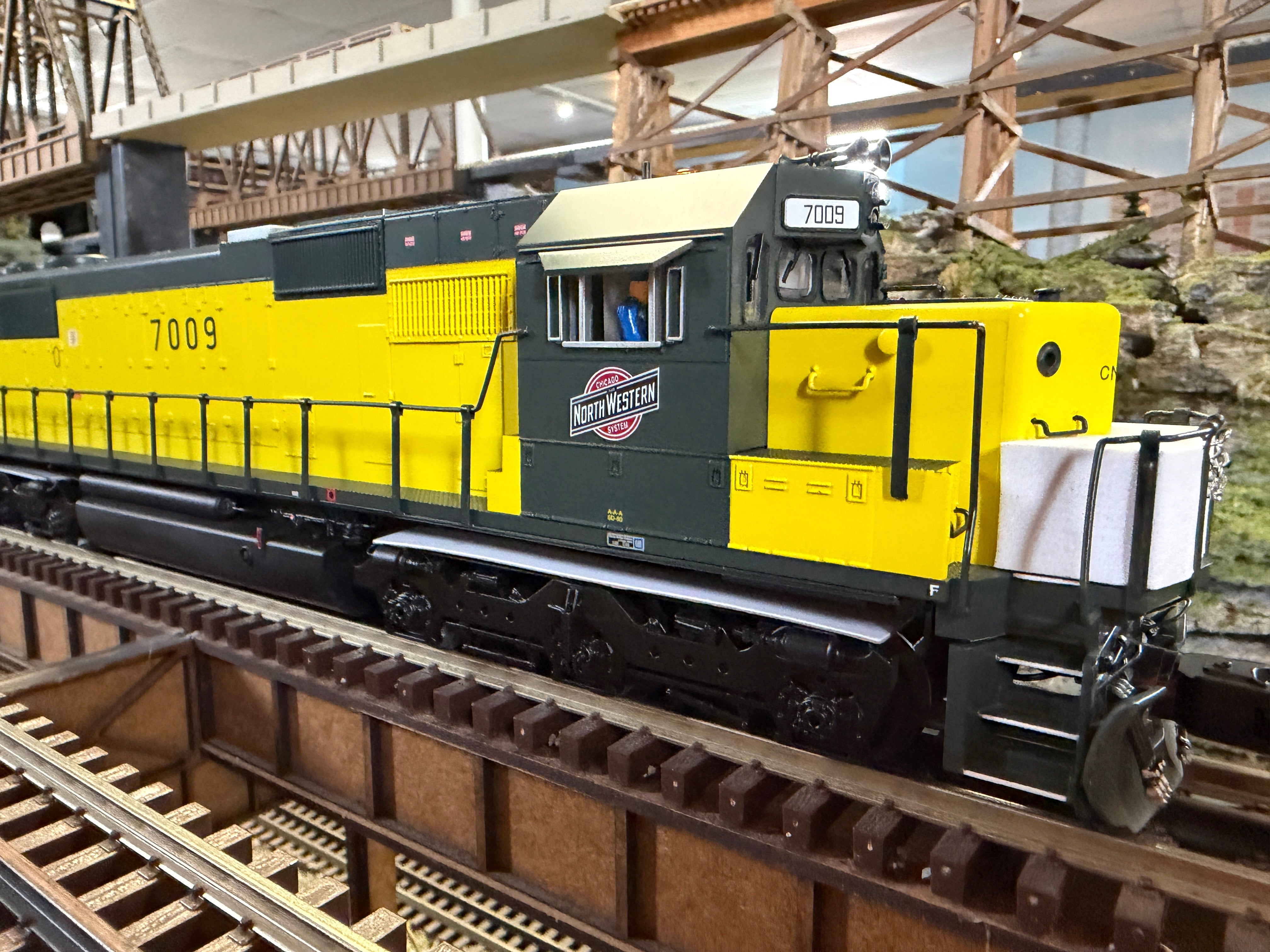 Lionel 2633071 - Legacy - SD50 Diesel Locomotive "Chicago & North Western" #7009