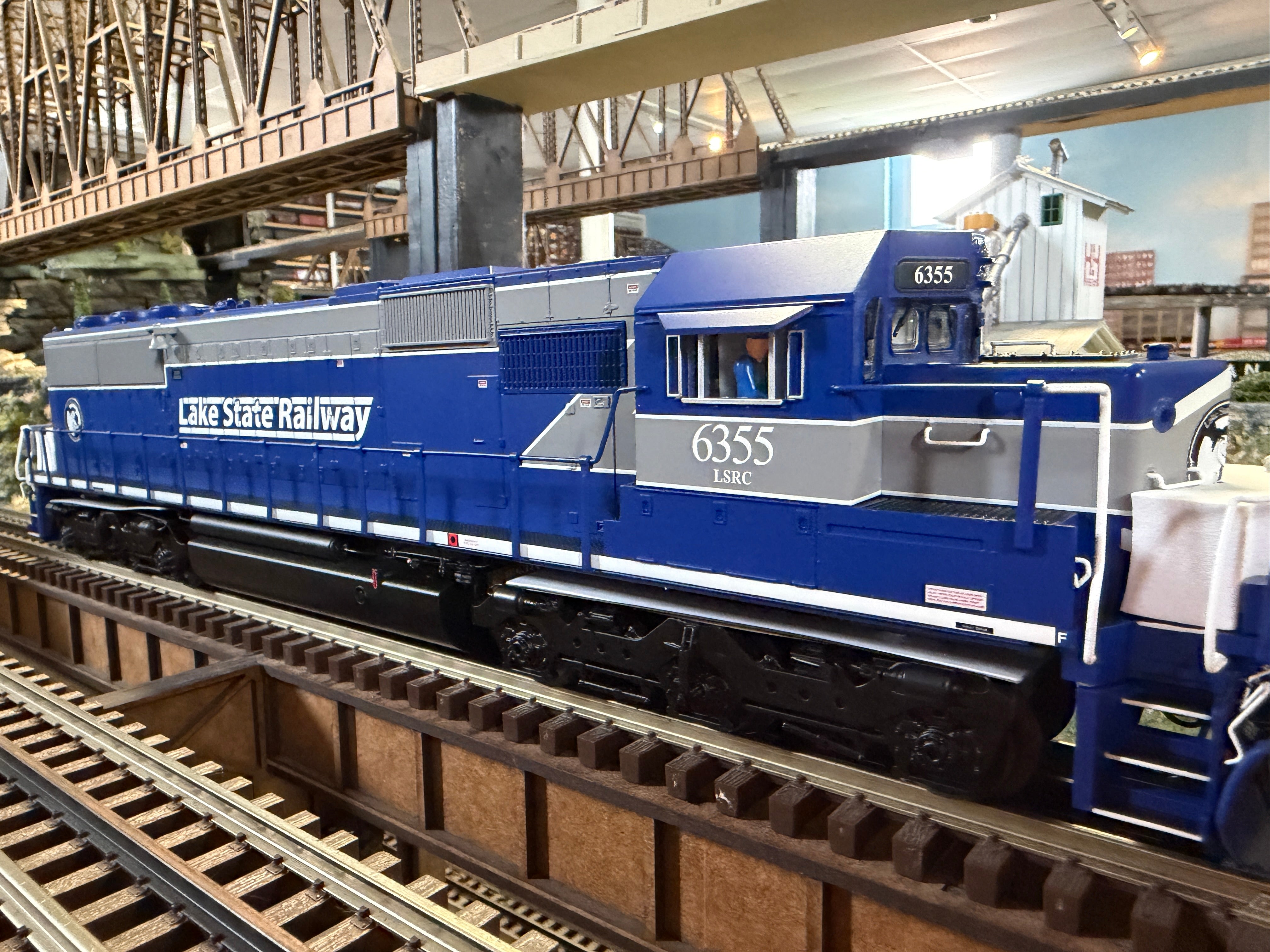 Lionel 2633111 - Legacy - SD50 Diesel Locomotive "Lake State Railway" #6355