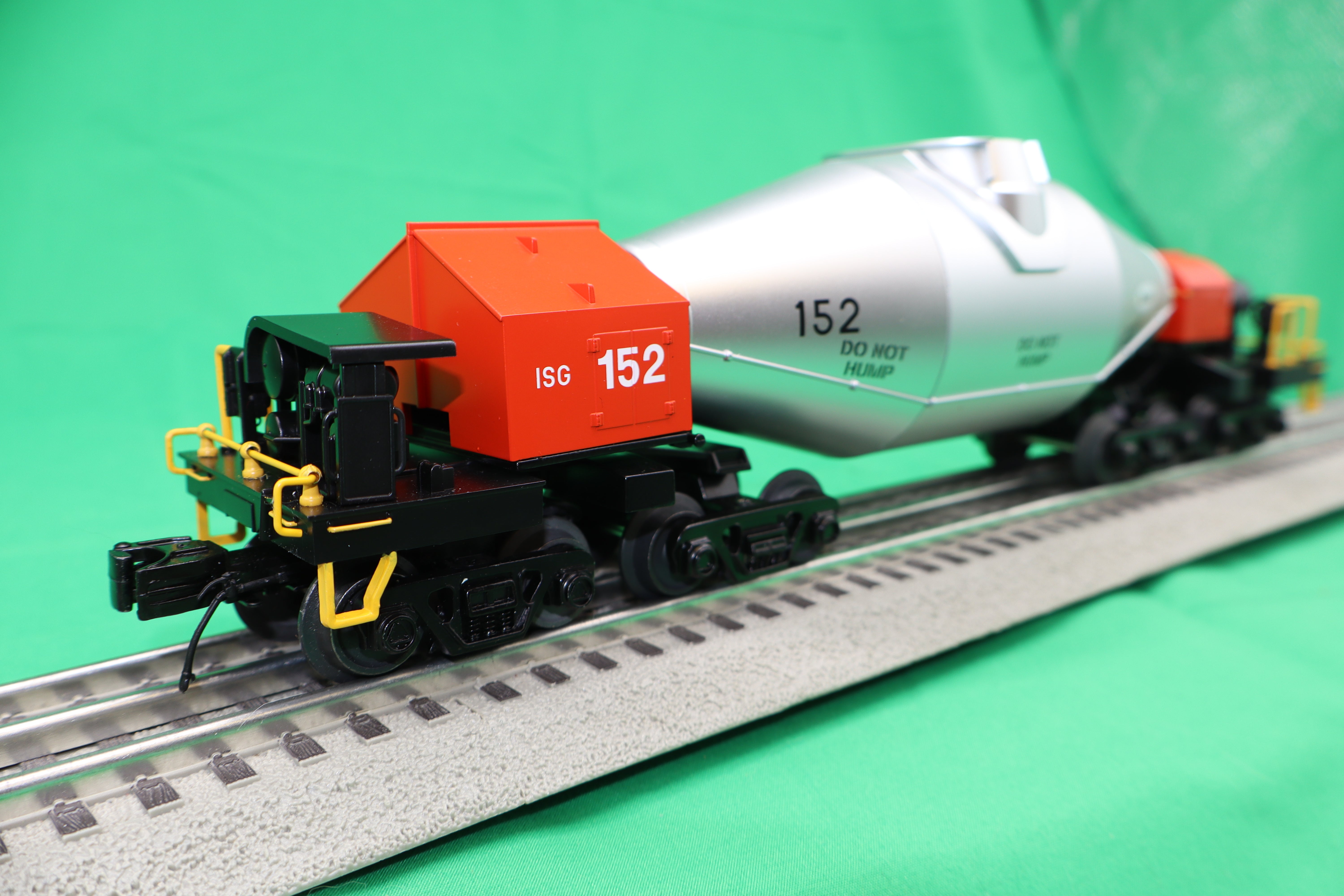 Atlas O 3007117 - Premier - Hot Metal Car "ISG" w/ Flickering Load
