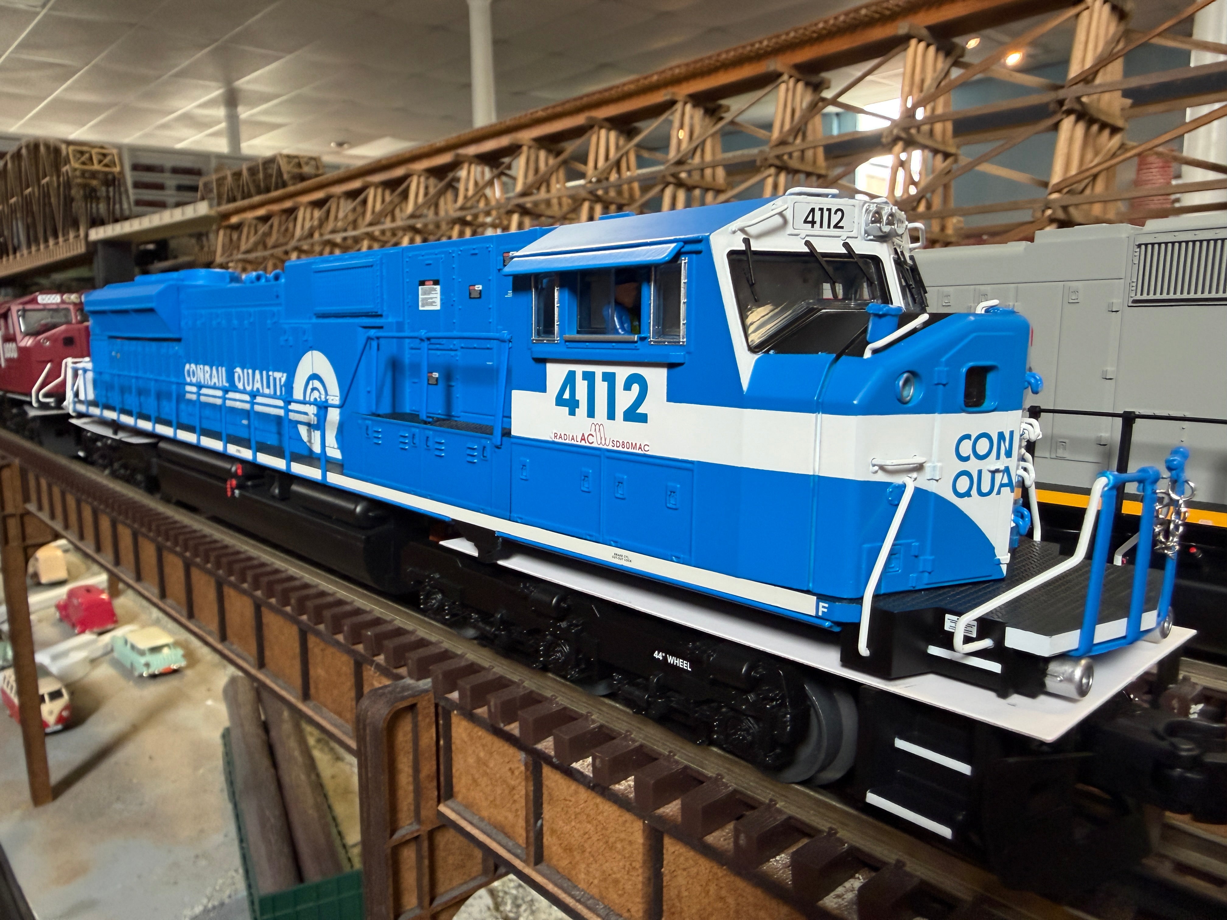 Lionel 2633471 - Legacy - SD80MAC Diesel Locomotive "Conrail" #4112