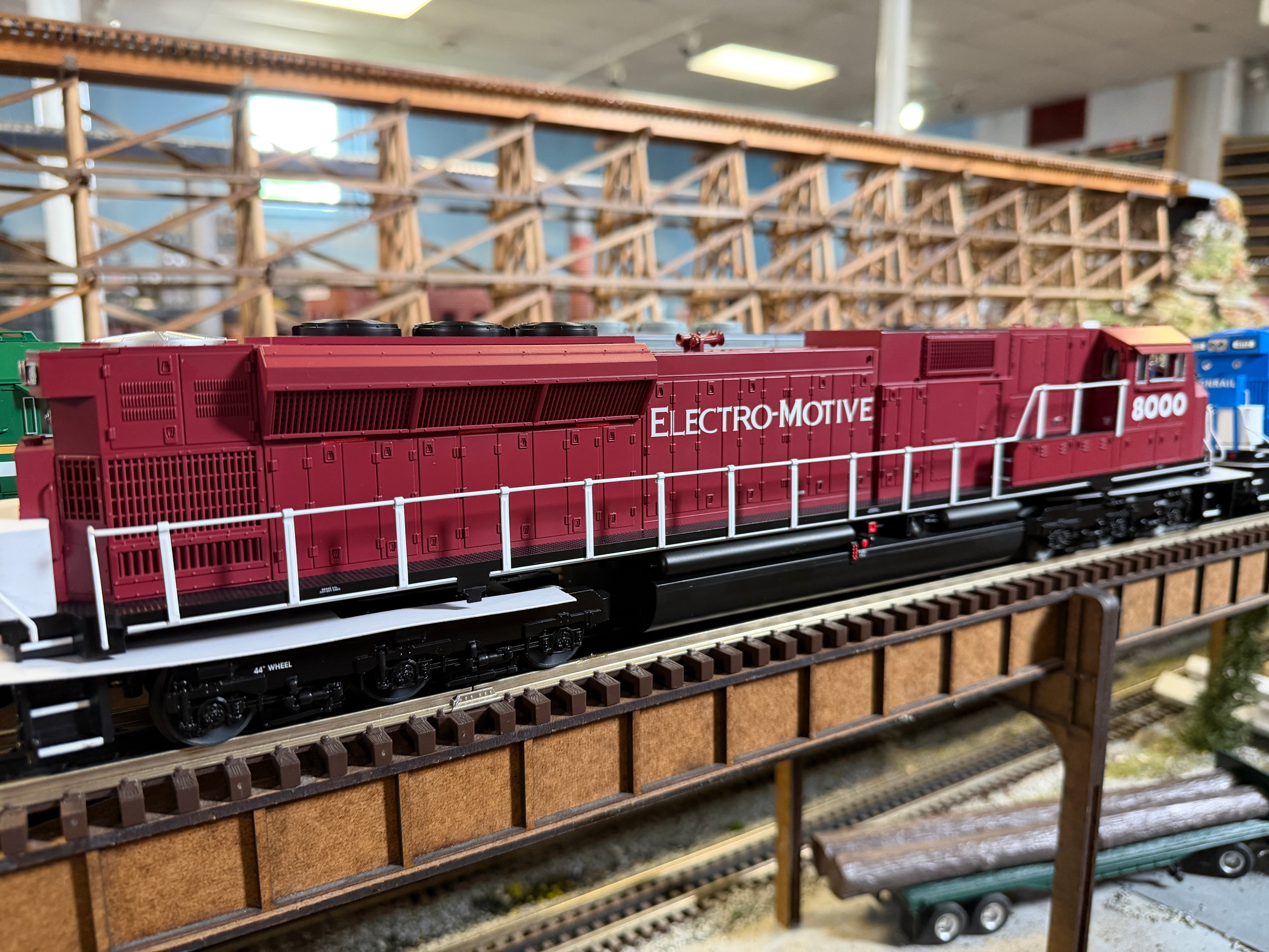Lionel 2633492 - Legacy - SD80MAC Diesel Locomotive "EMD" #8001