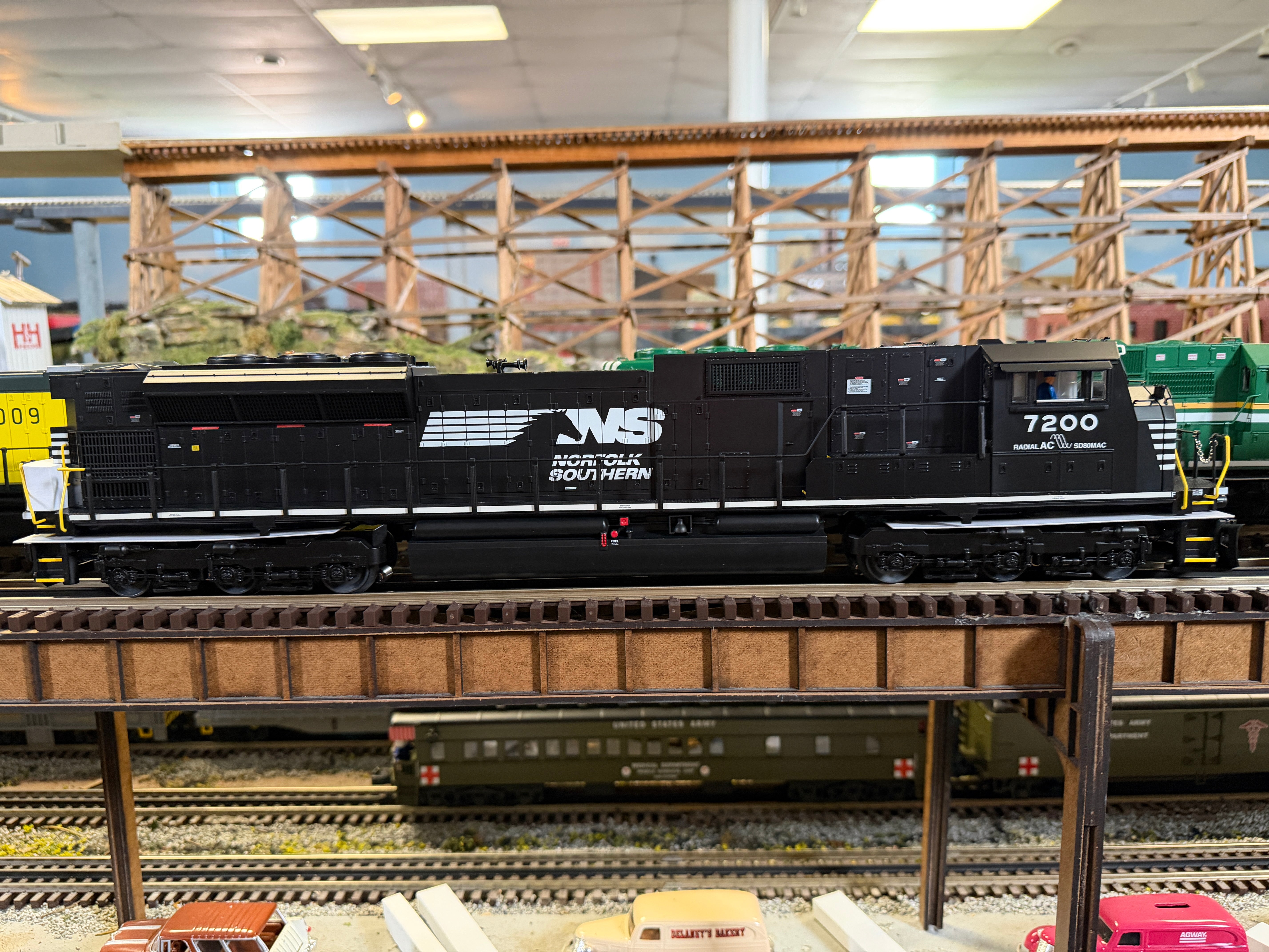 Lionel 2633501 - Legacy - SD80MAC Diesel Locomotive "Norfolk Southern" #7200