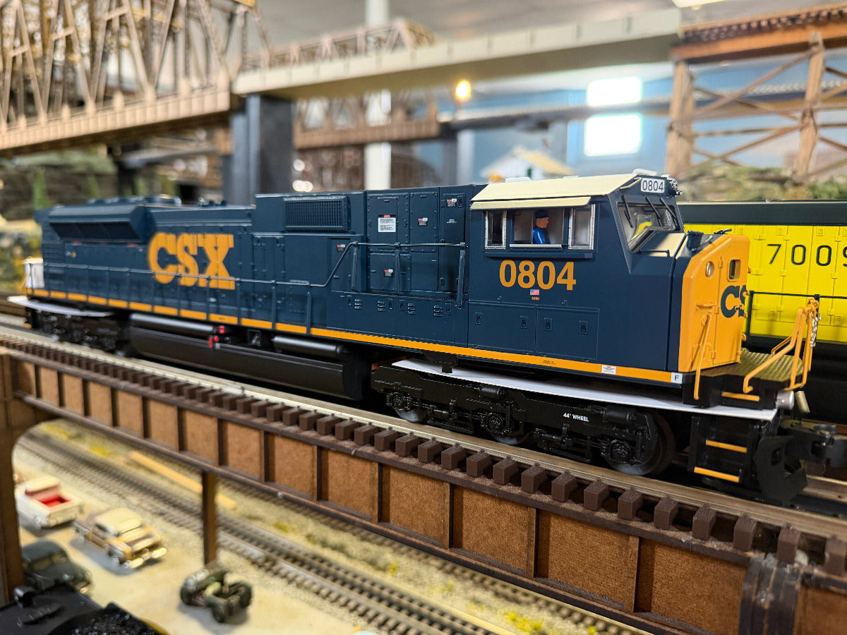 Lionel 2633482 - Legacy SD80MAC Diesel Locomotive "CSX" #806