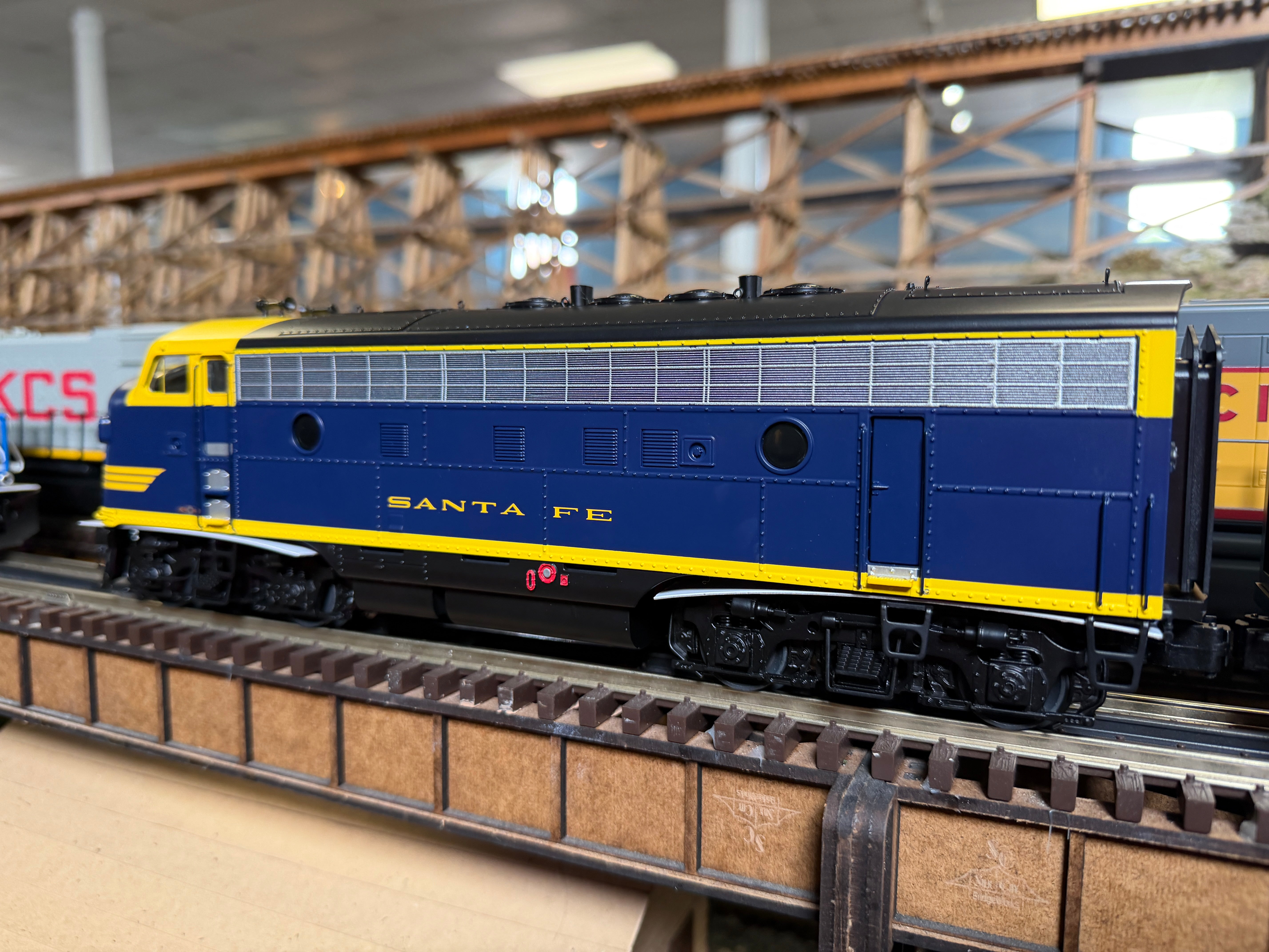 Lionel 2633190 - Legacy - F3 AA Diesel Set "Santa Fe" #201L/201C