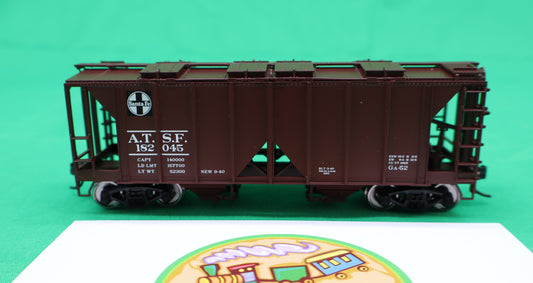 Walthers HO 910-49705 - Mainline - ACF 1958 Cu Ft Covered Hopper Car "Santa Fe" #182045