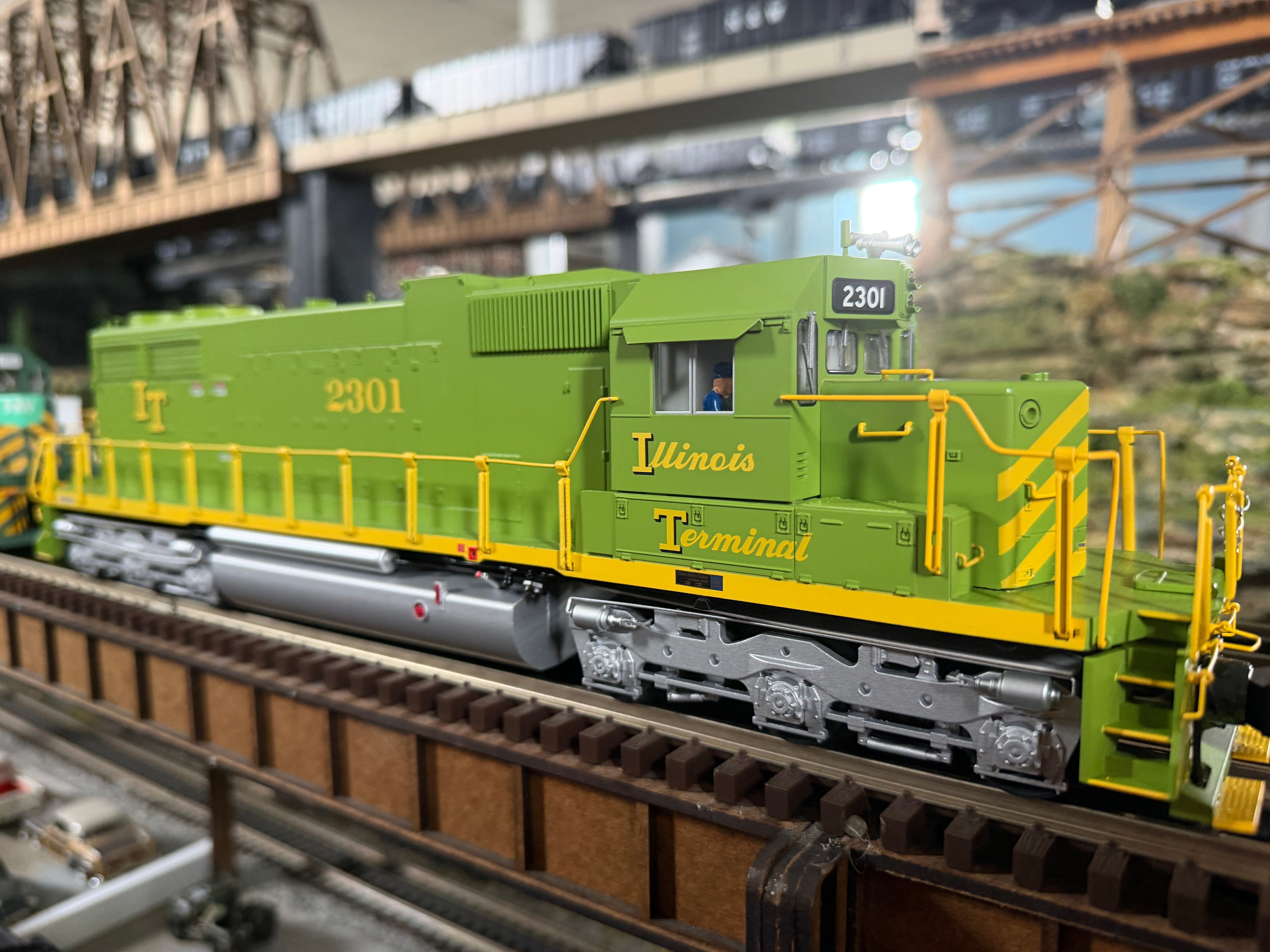 Lionel 2633700 - Legacy - SD38 Diesel Locomotive 