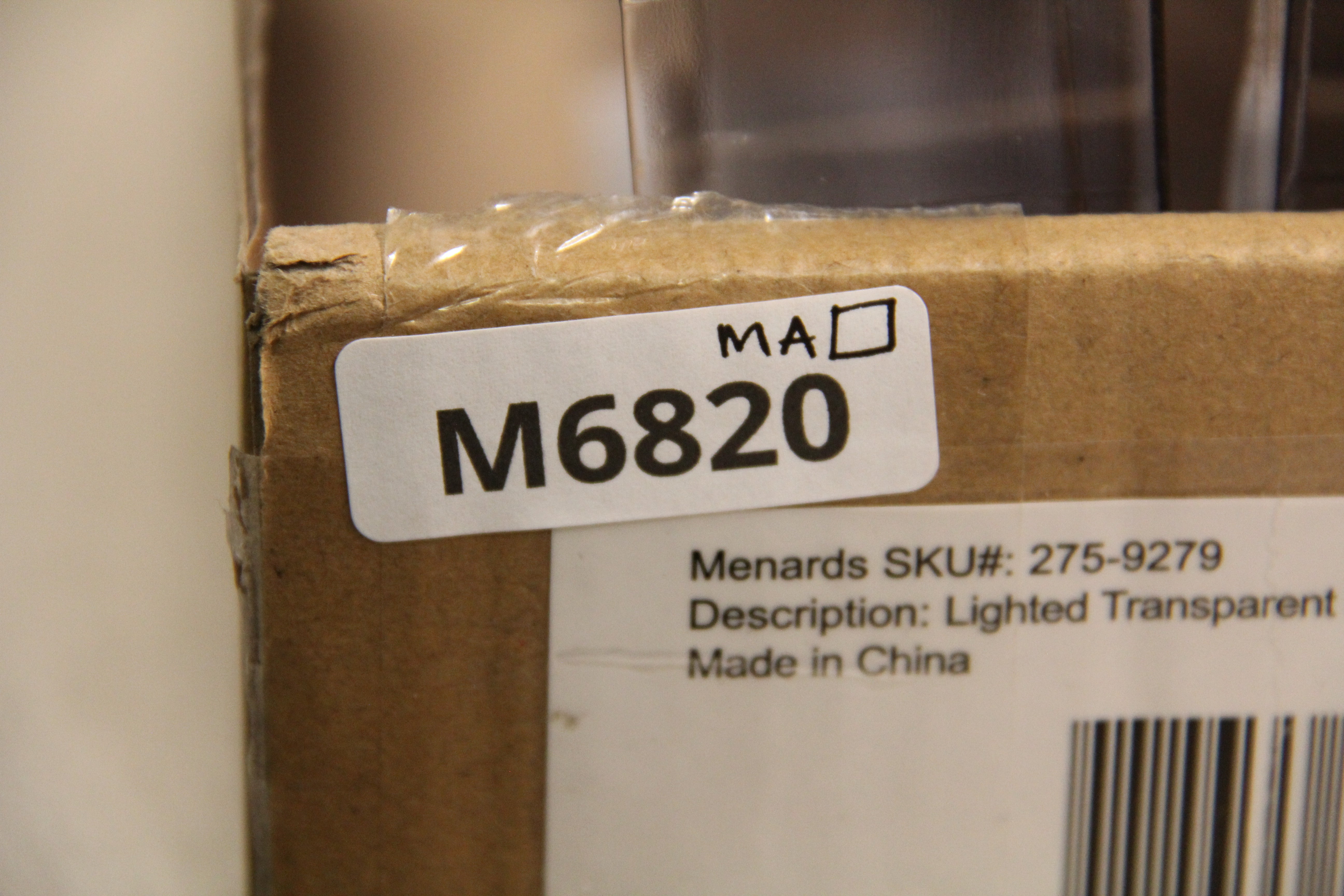 Menards #275-9279 Lighted Transparent Box Car-Second hand-M6820