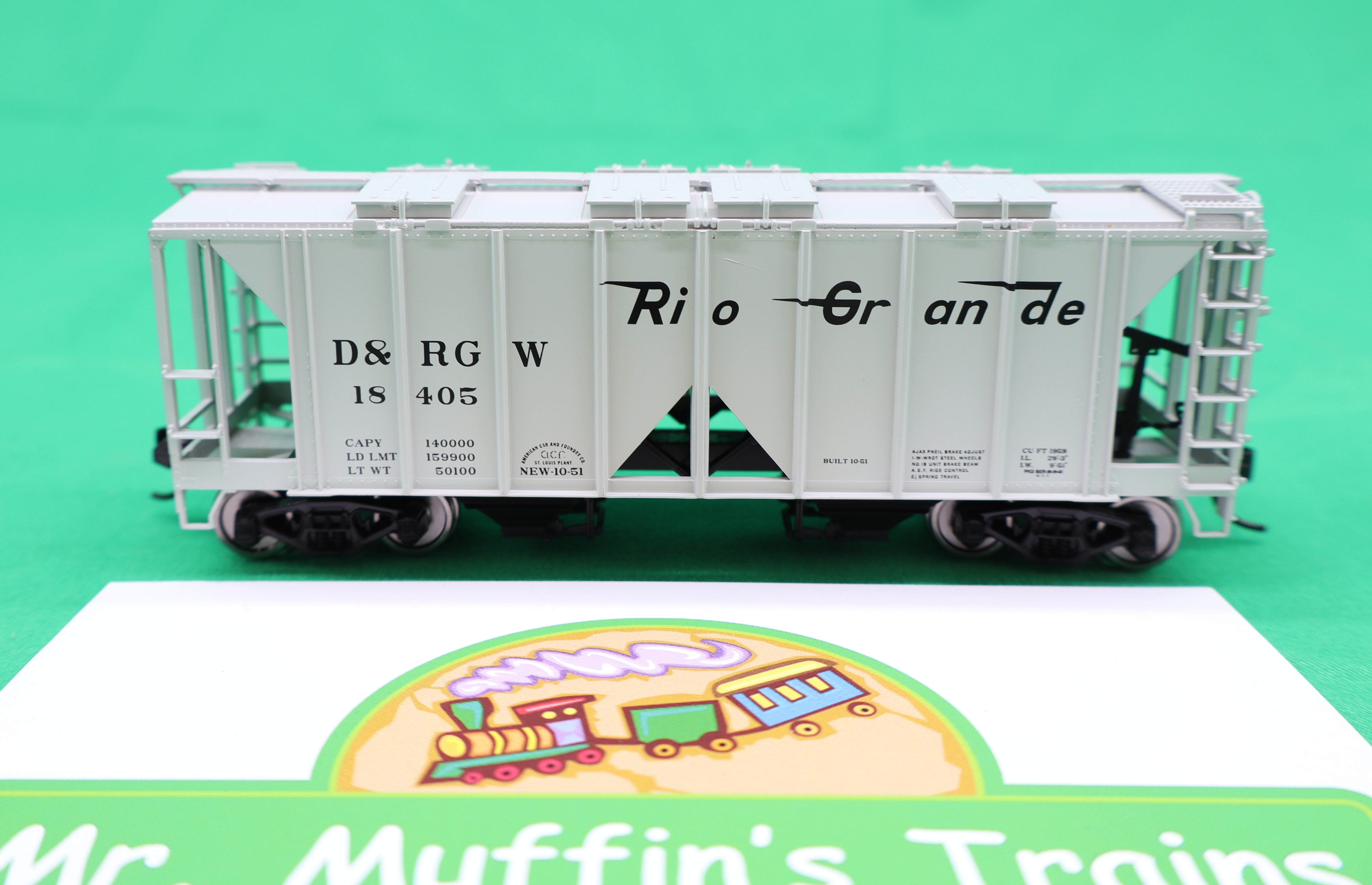 Walthers HO 910-49711 - Mainline - ACF 1958 Cu Ft Covered Hopper Car "Denver & Rio Grande Western" #18405