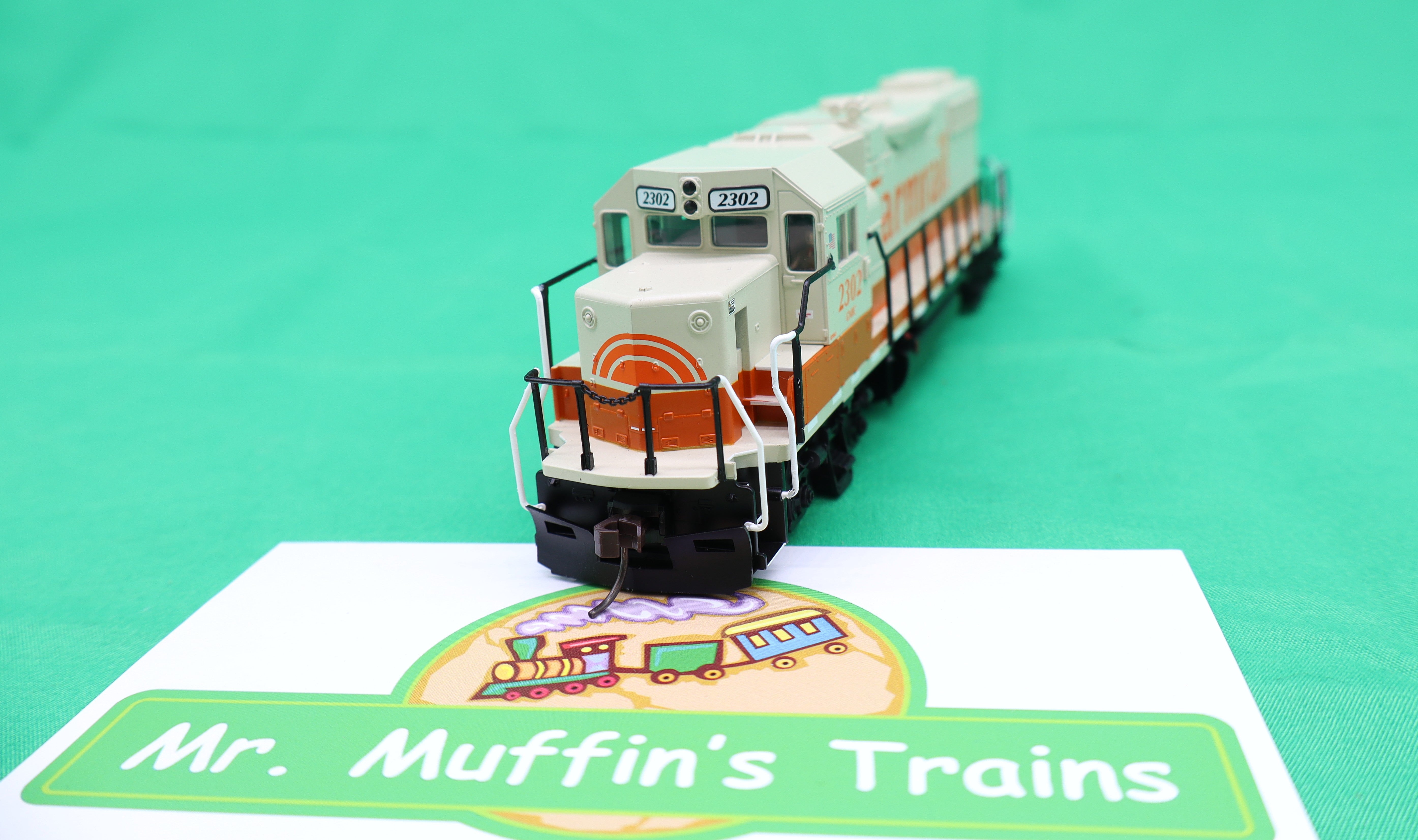 Atlas HO 10004576 - Trainman - Gold - GP38-2 Diesel Locomotive "FarmRail" #2302
