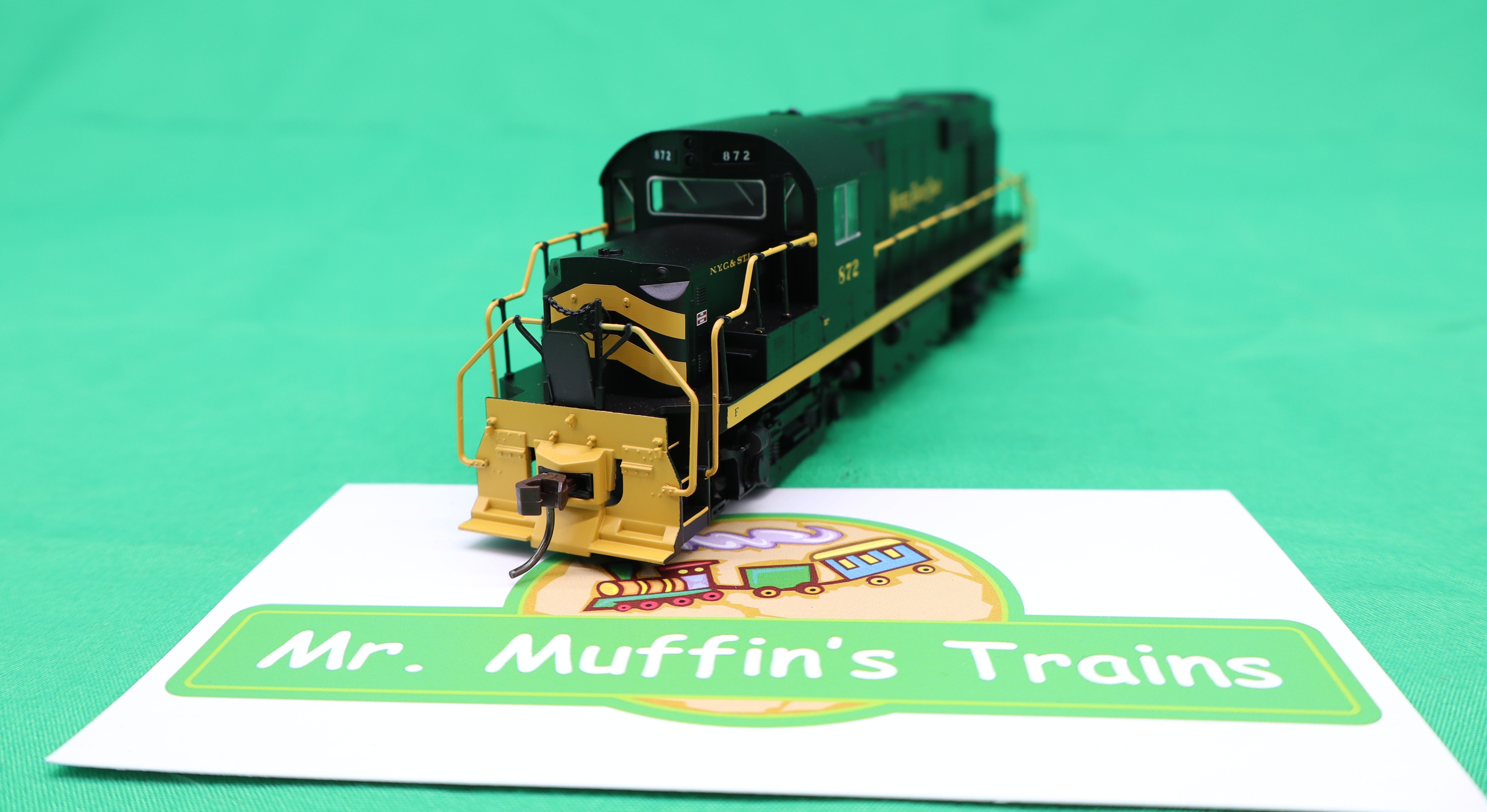 Atlas HO 10004385 - Trainman - Gold -  RS-36 Diesel Locomotive "Nickel Plate Road" #872