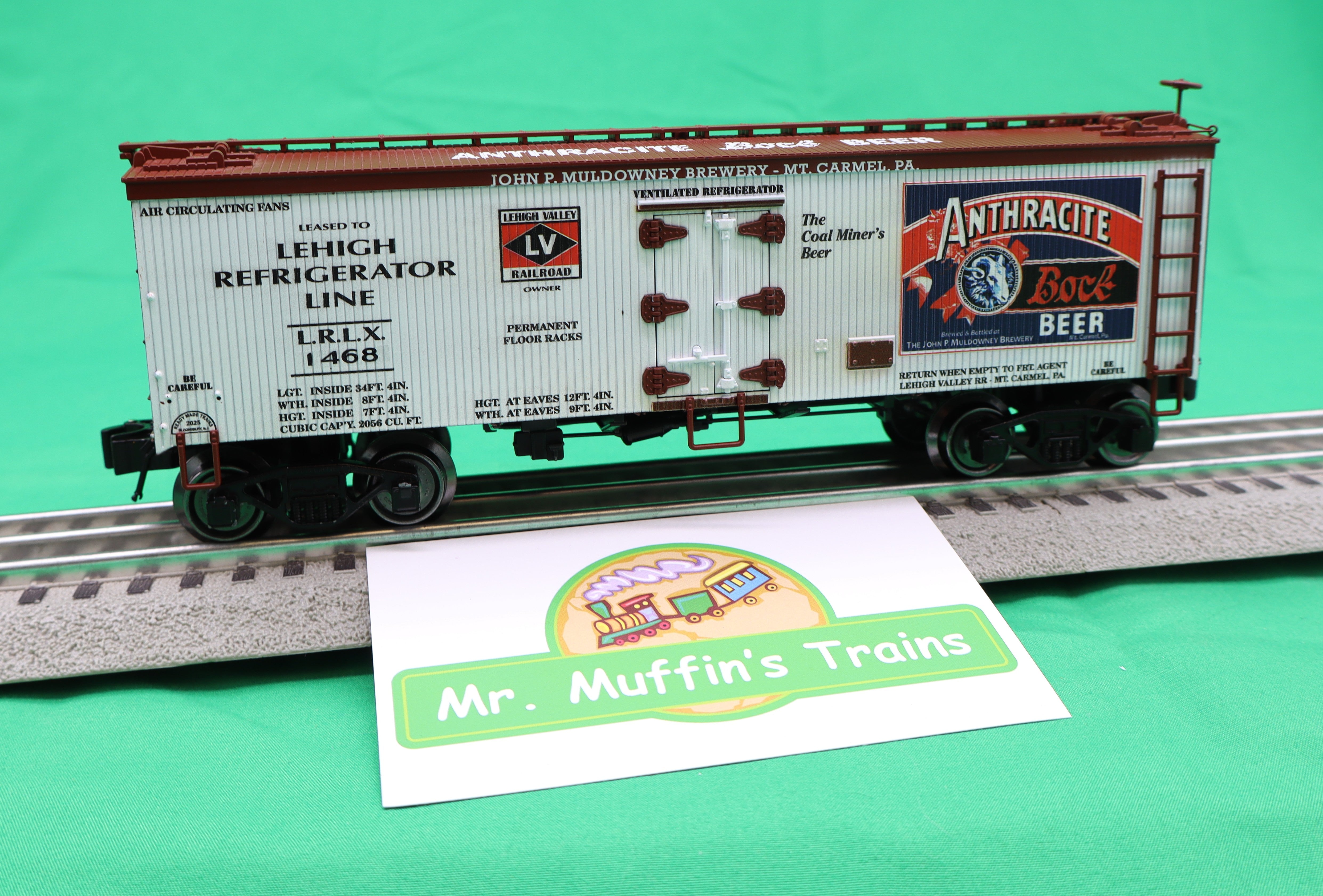 Ready Made Trains RMT-86199-172 - 36' Woodside Reefer Car "Lehigh Valley" (Anthracite Bock Beer)