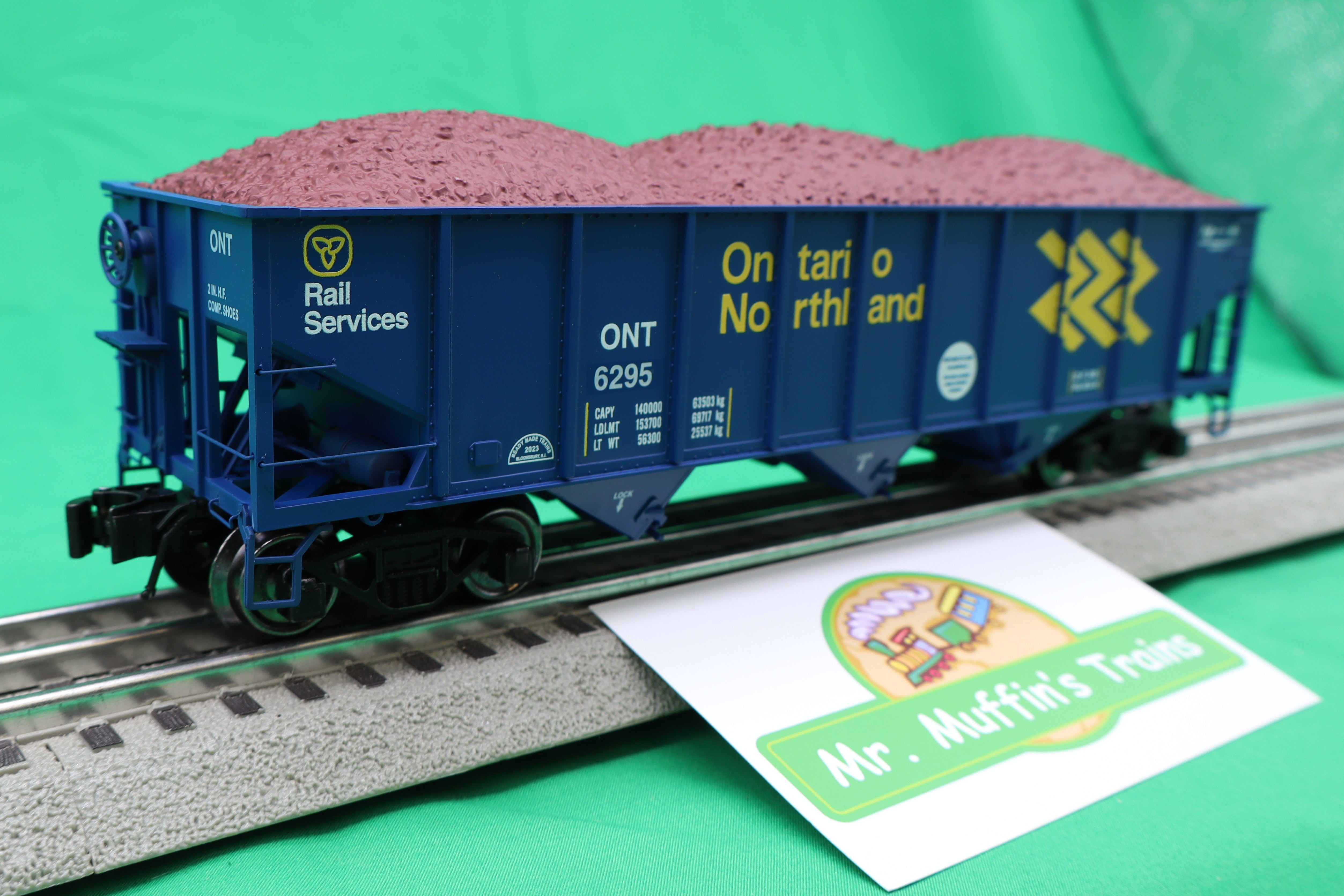 Ready Made Trains RMT-66299-02 - 3-Bay Covered Hopper Car "Ontario Northland"