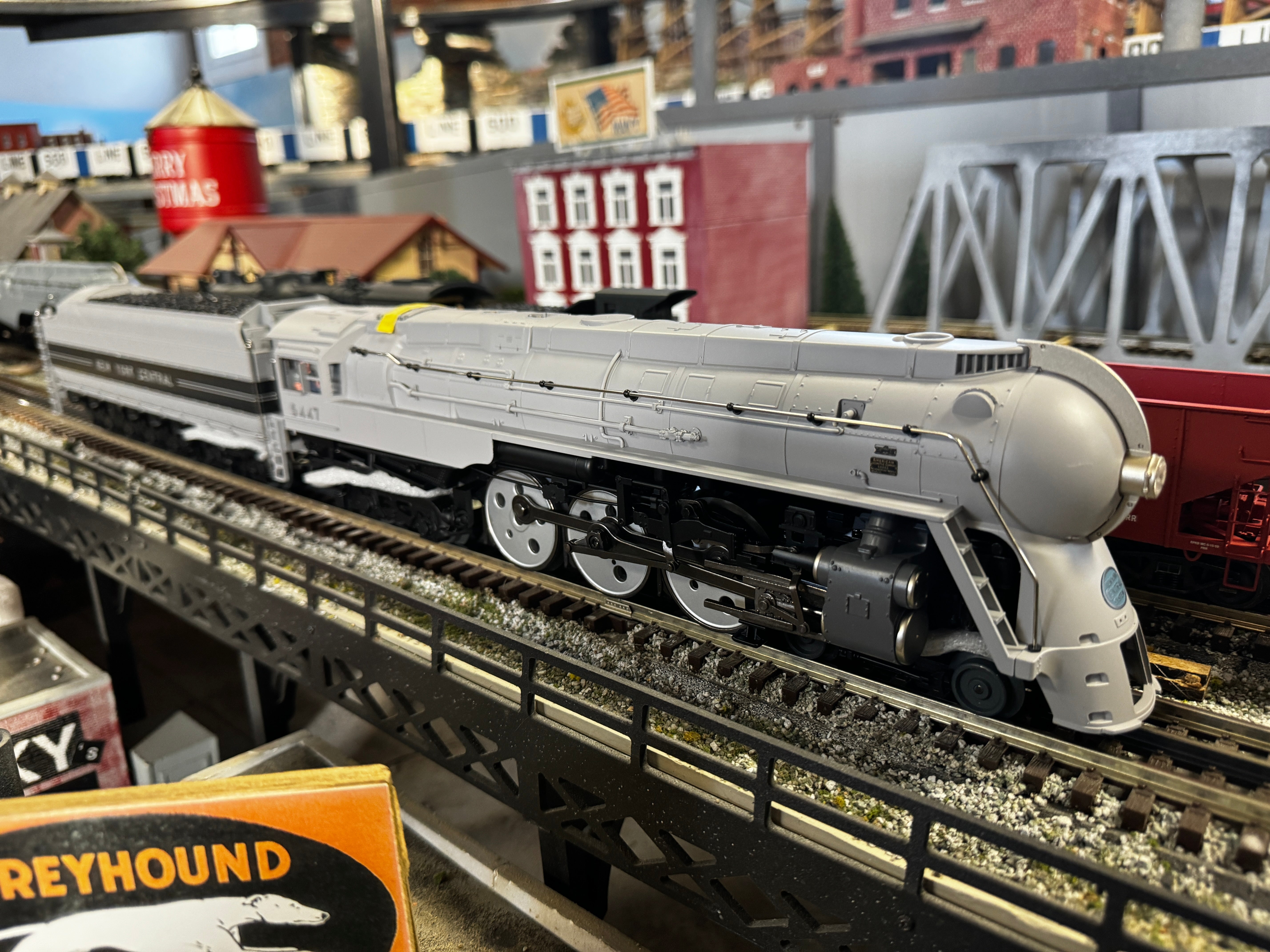 Lionel 2331412 - Legacy Dreyfuss J3 Hudson Steam Locomotive "New York Central" #5447